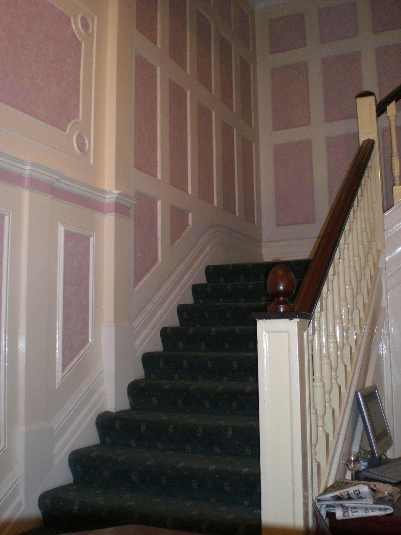 Kensingtoncourt Apartahotel