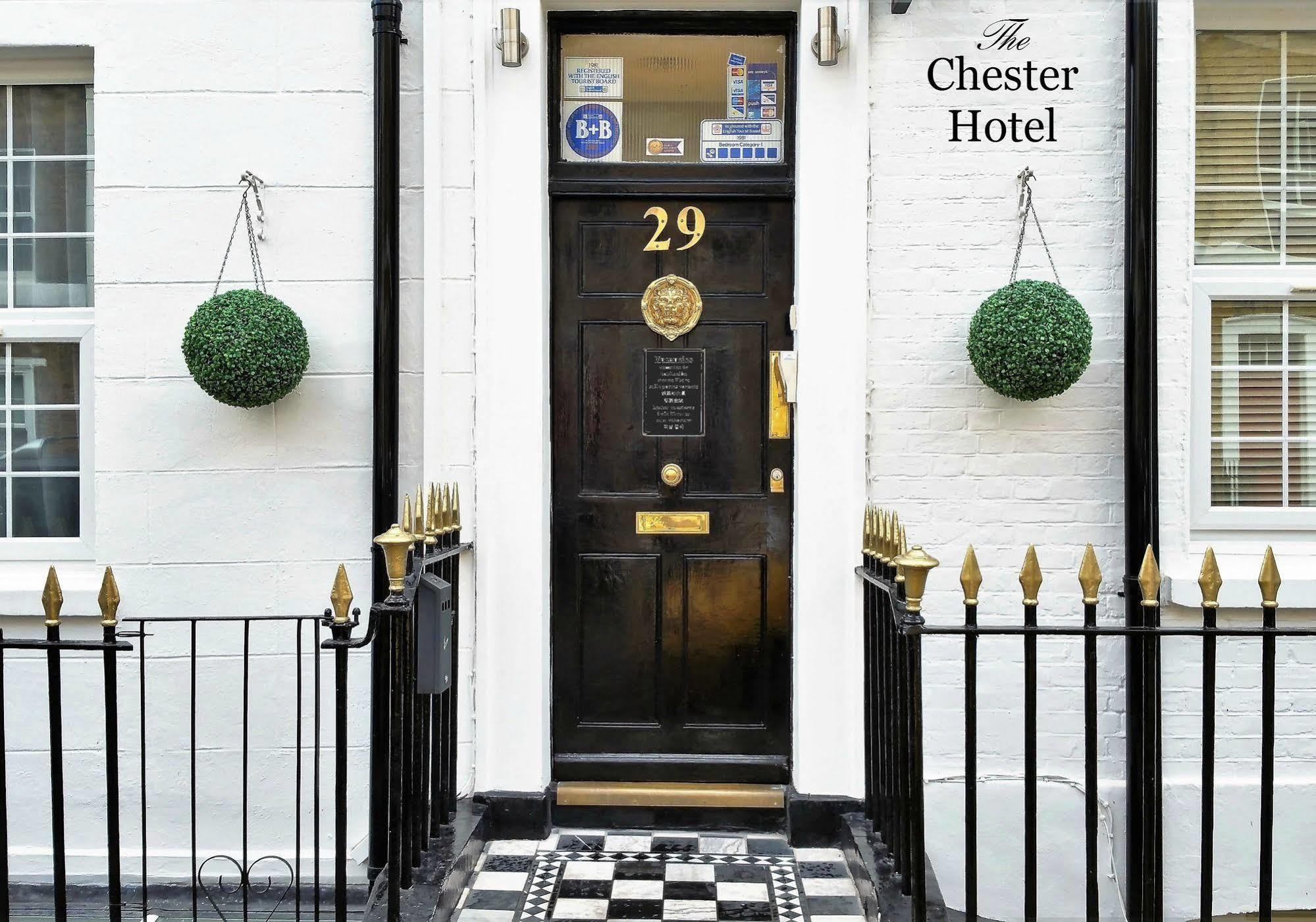 Chester 2* London