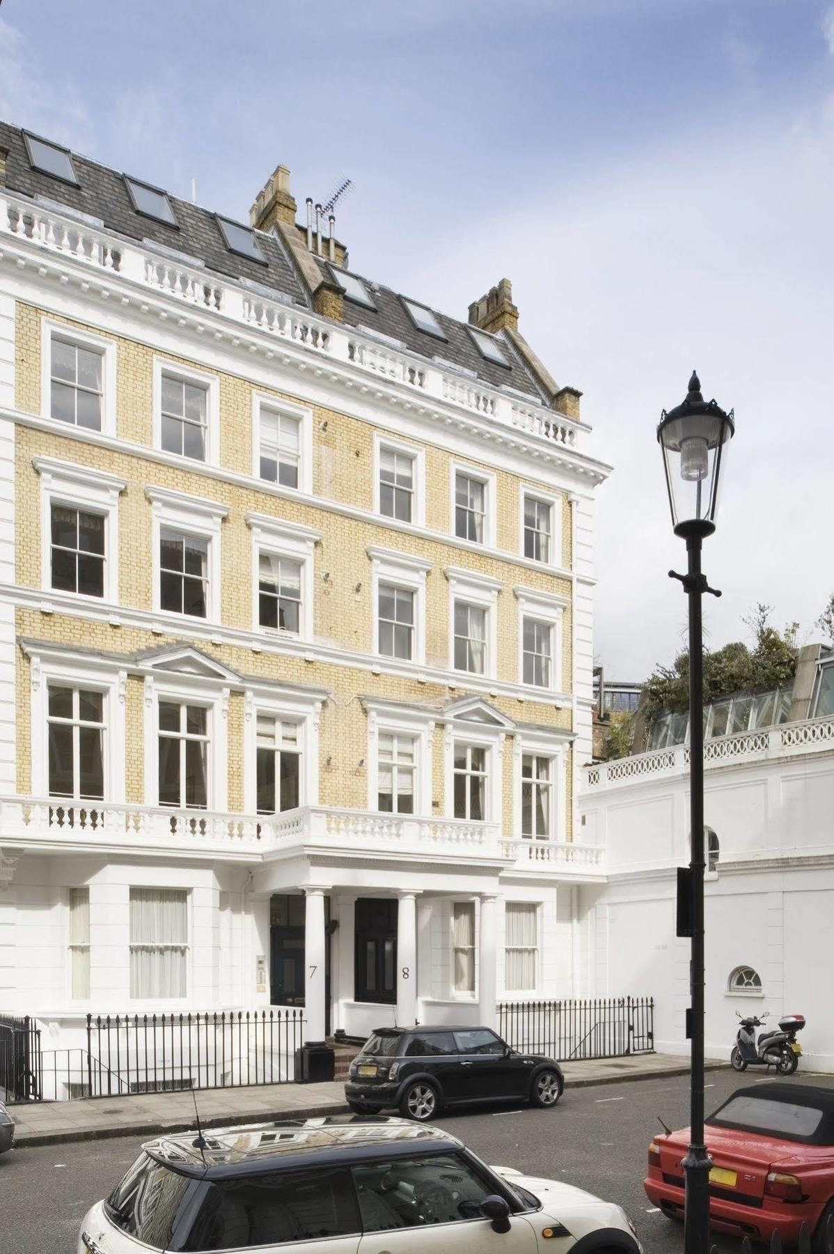 Manson Place 4* London