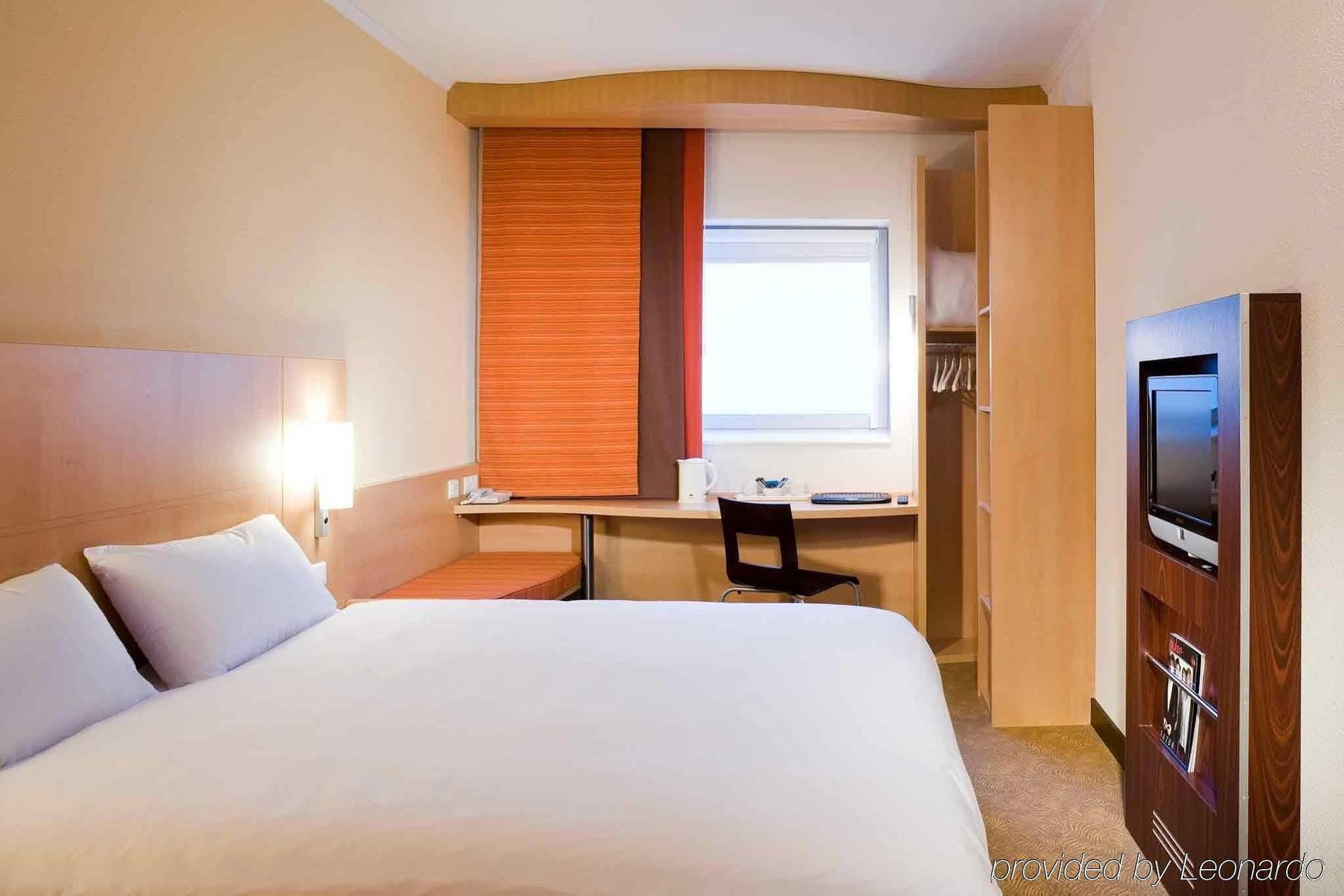 Hotel Ibis Stratford 3*