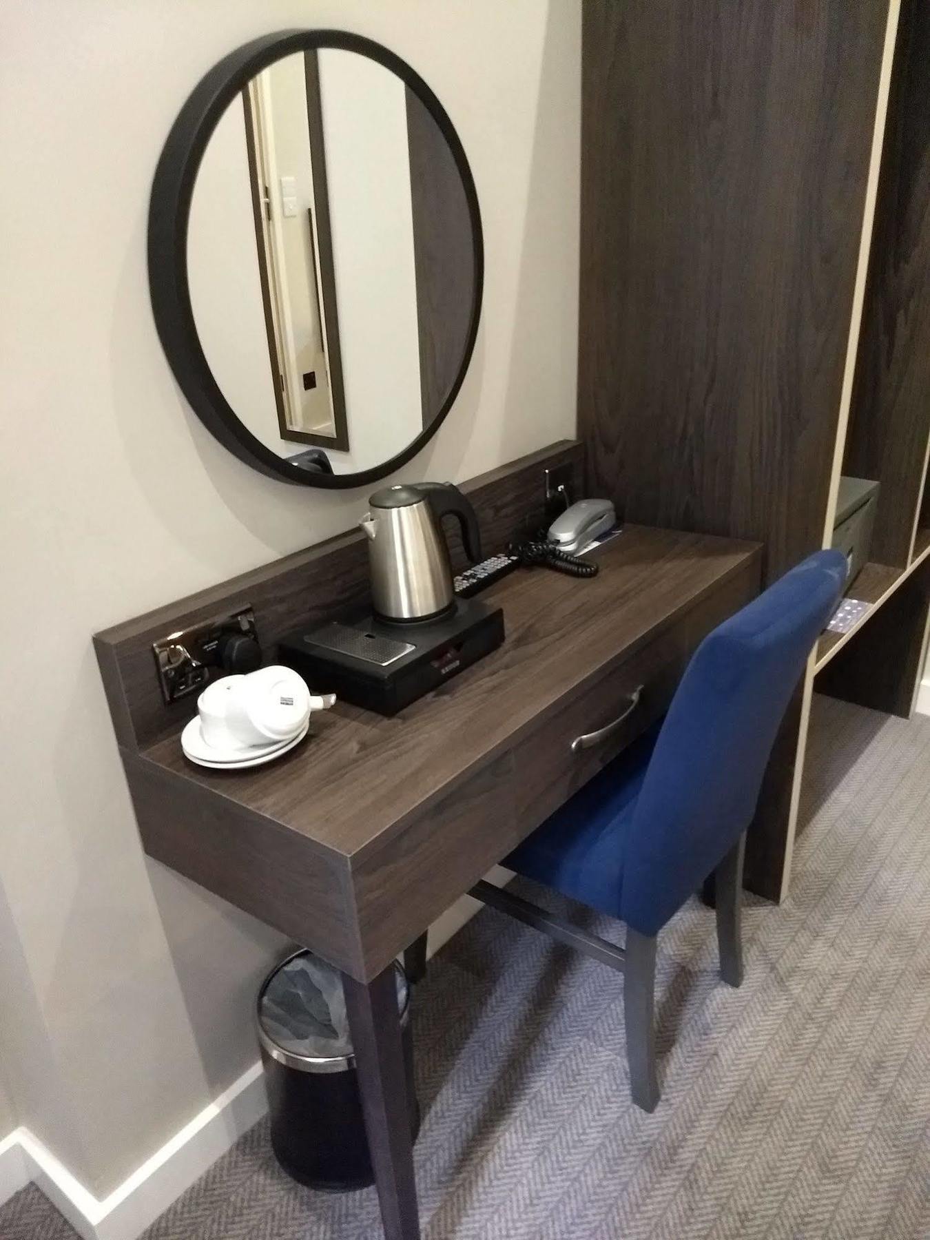 Hotel Garden Court 3*