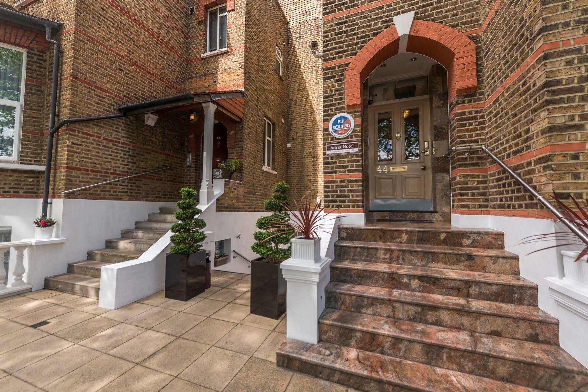 Adria Hotell London