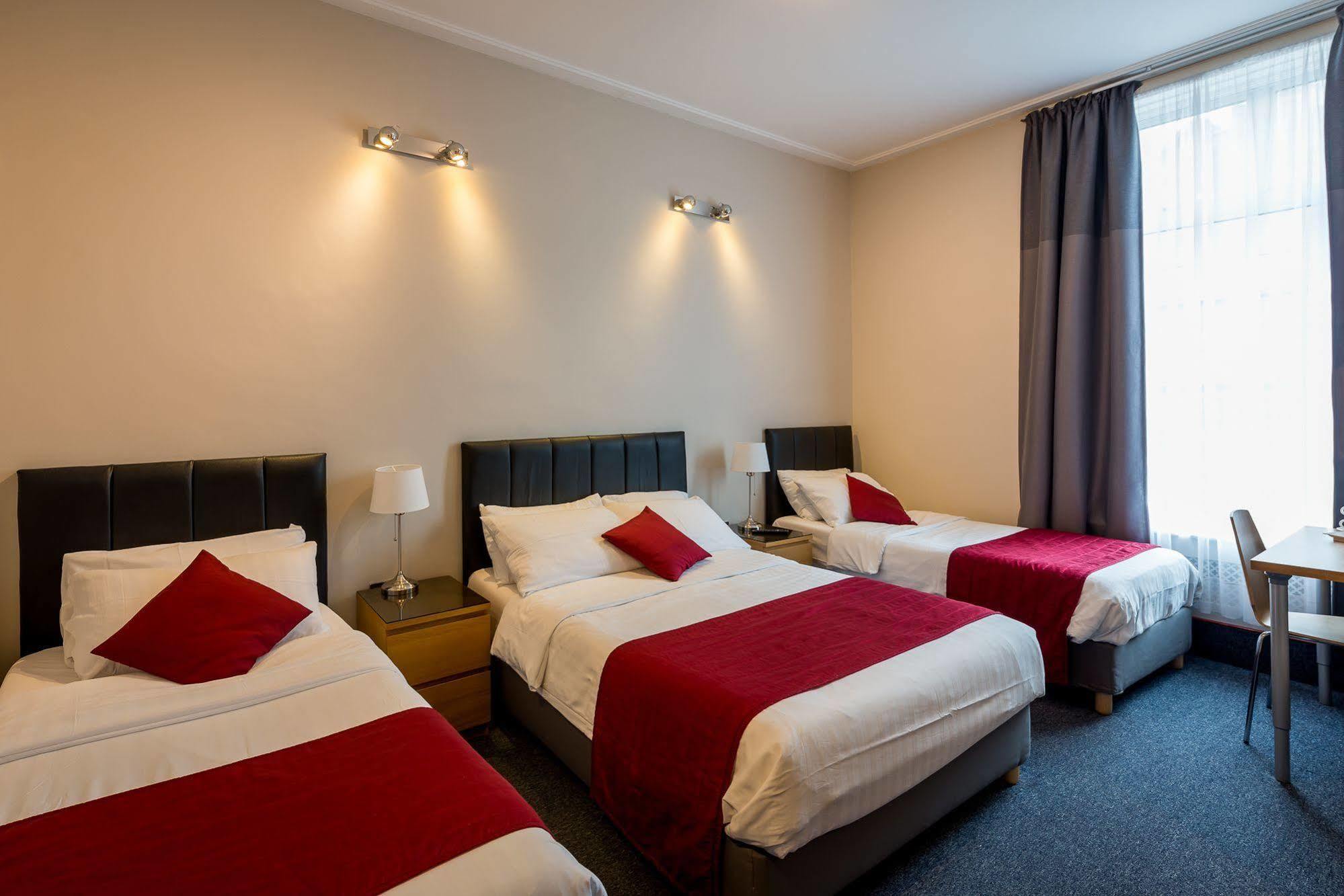 Adria Hotell London