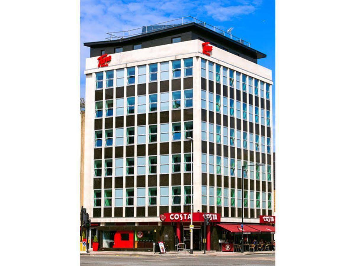 Point A Westminster Hotel 3*