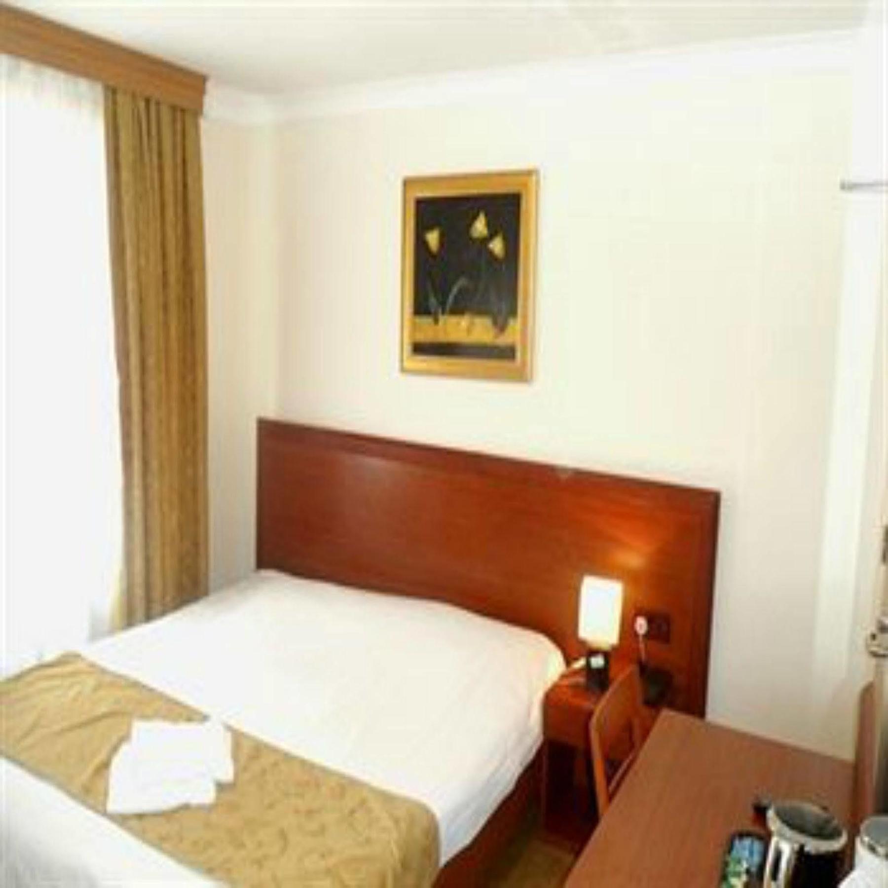 Hotel Camden Belmont London