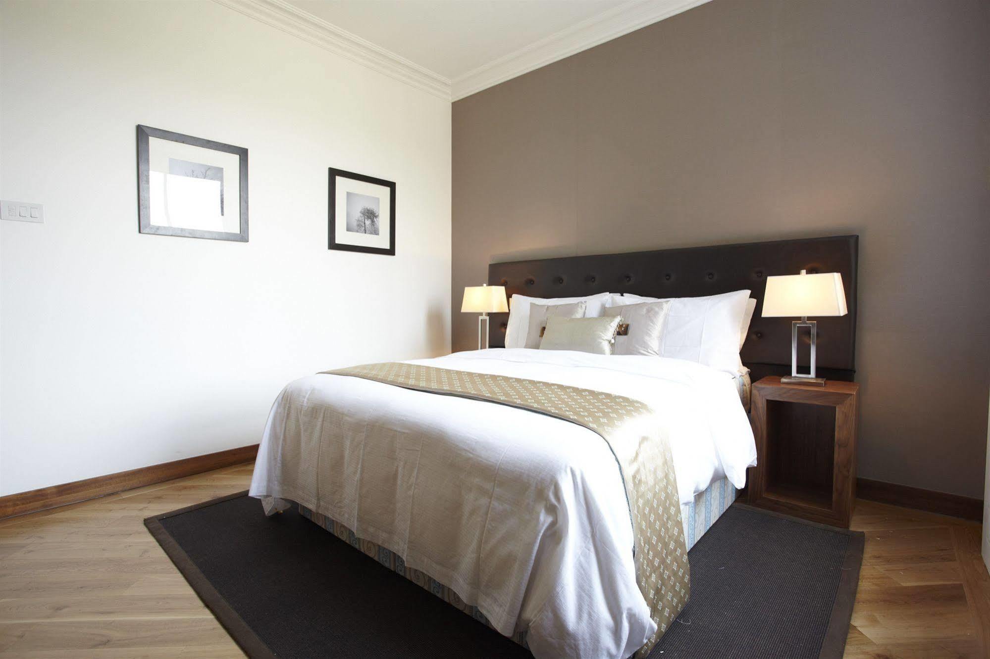 Presidential Kensington Aparthotel 4*