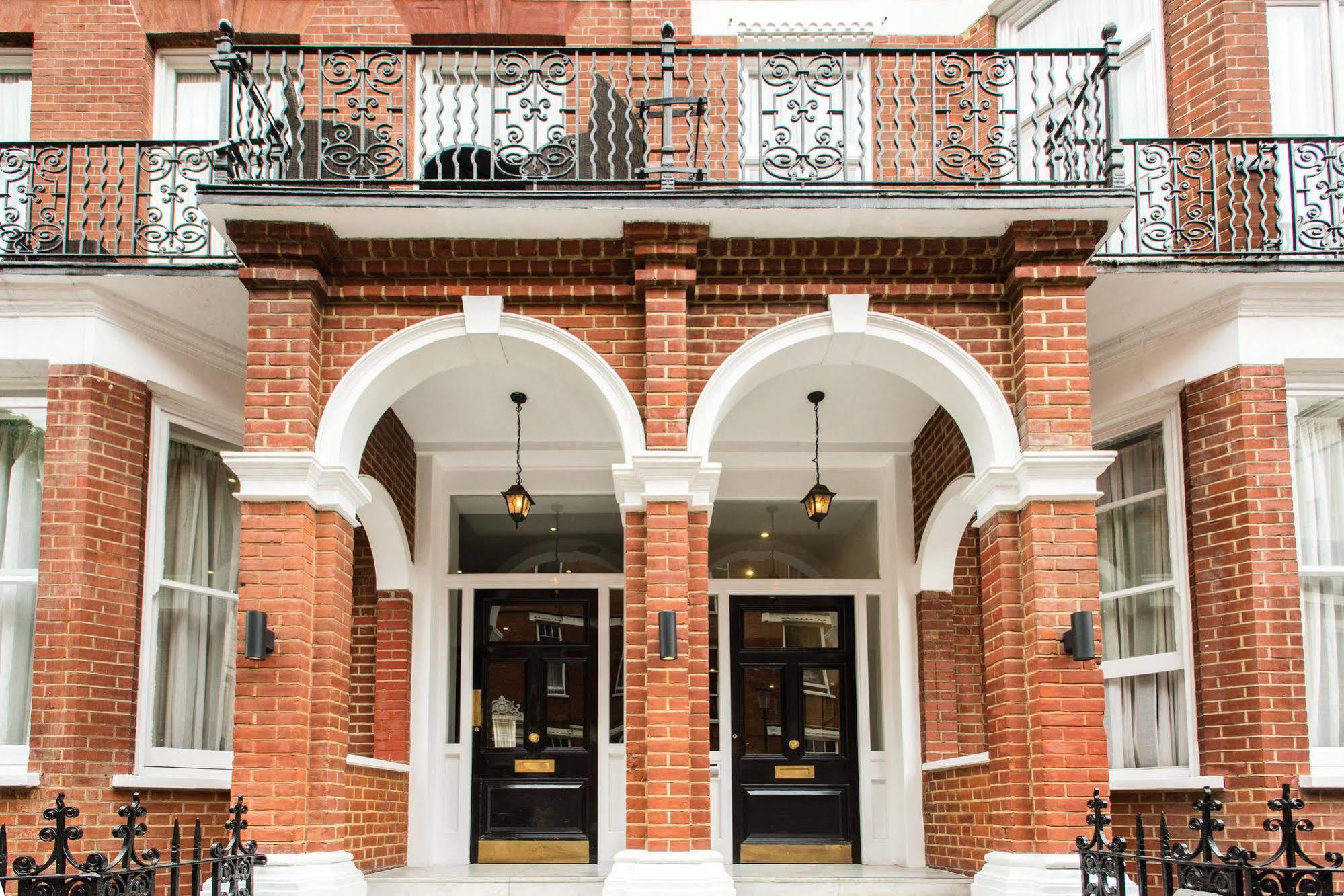 Aparthotel Presidential Kensington 4*