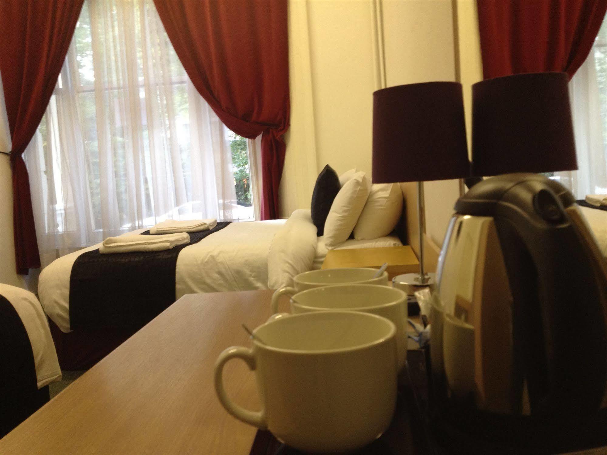Kensington Court Notting Hill Hotel 2*