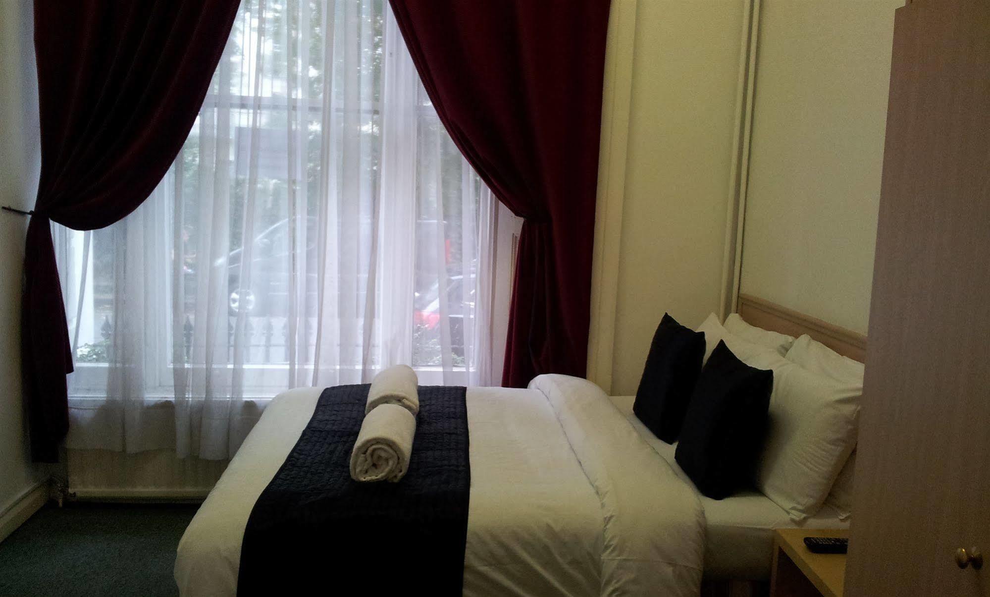 Kensington Court Notting Hill London