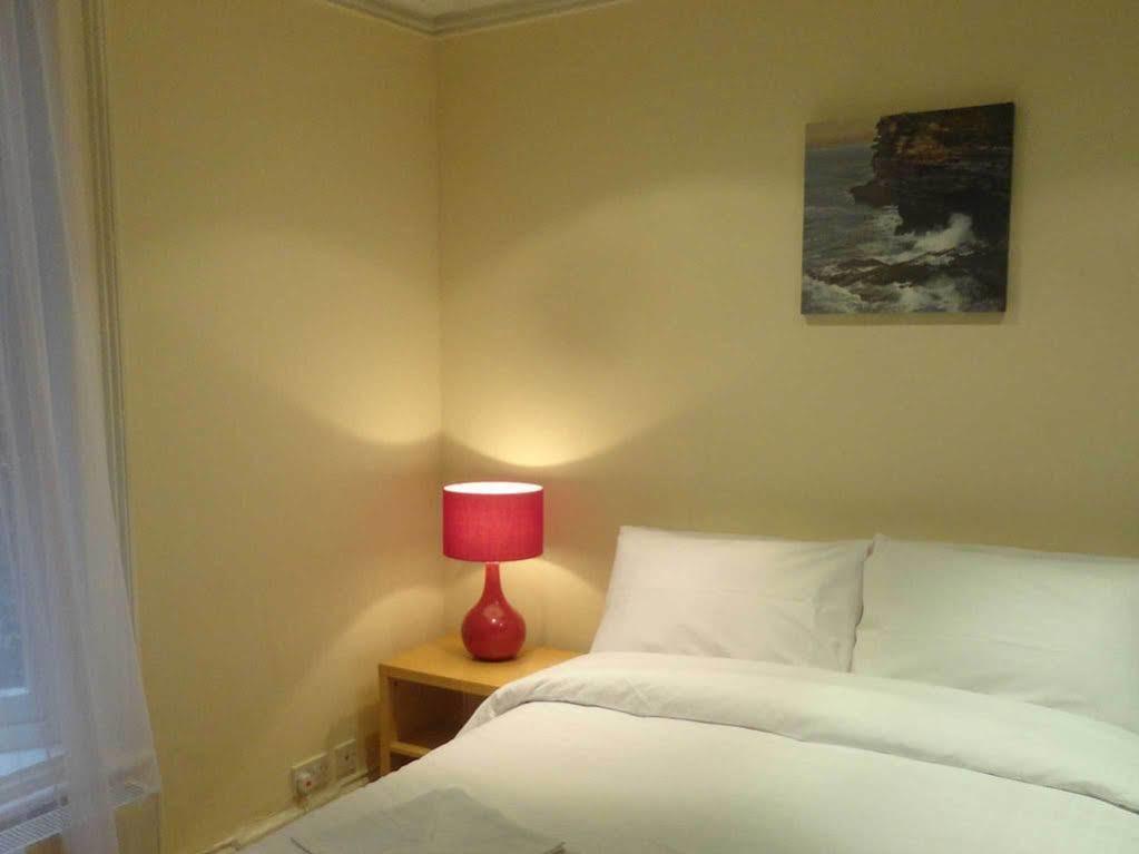 Kensington Court Notting Hill London