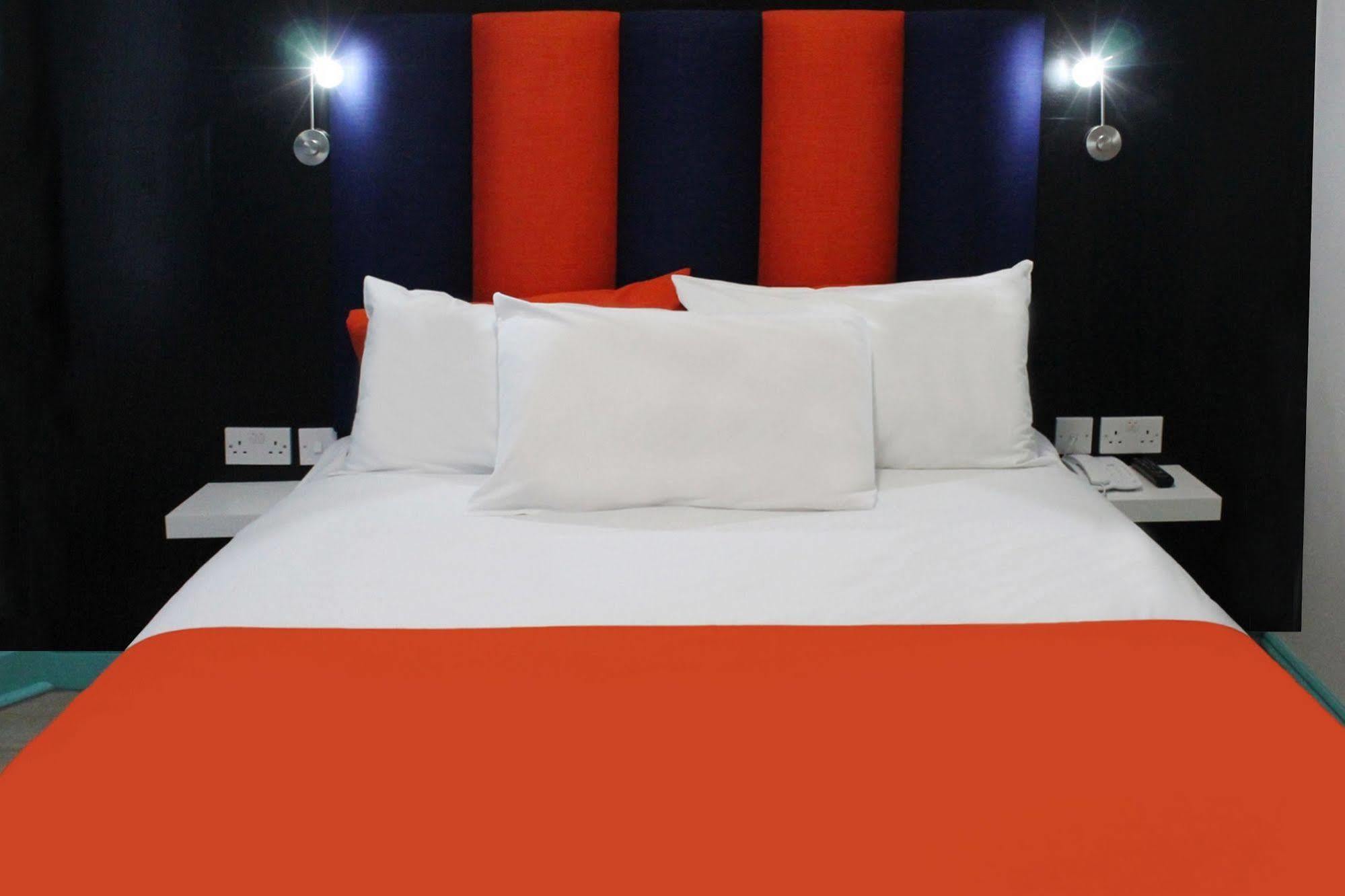 Hotel Clapham South Dudley 2*