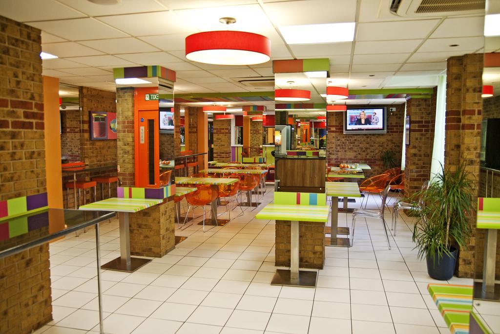 Hotel Ibis Styles Walthamstow 3*