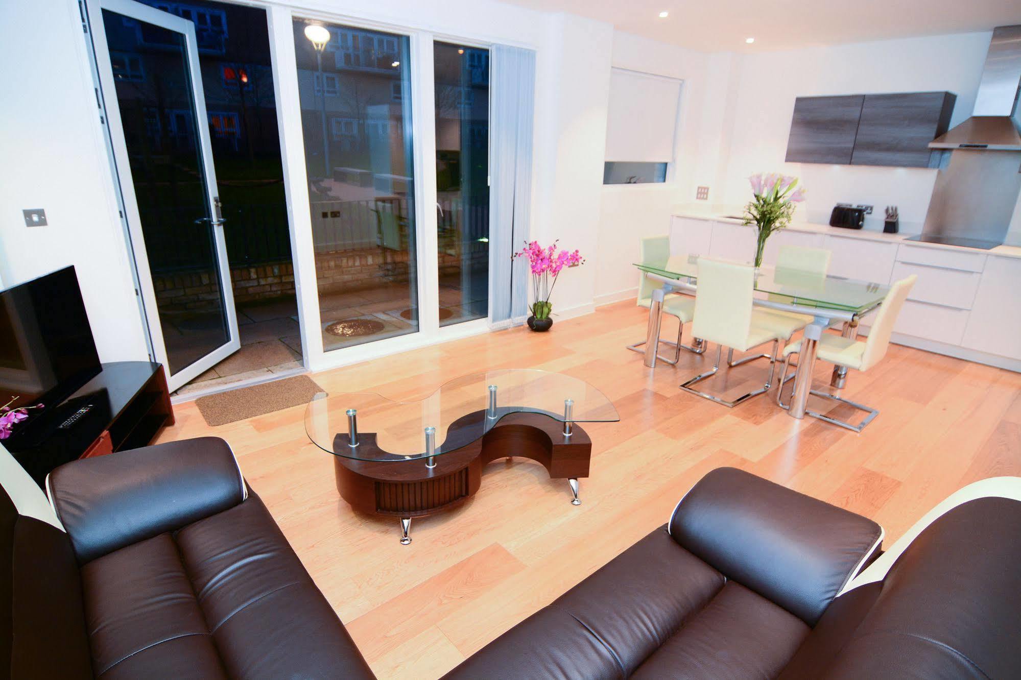 Apartment Wharf - Cambridge Av Apartment *