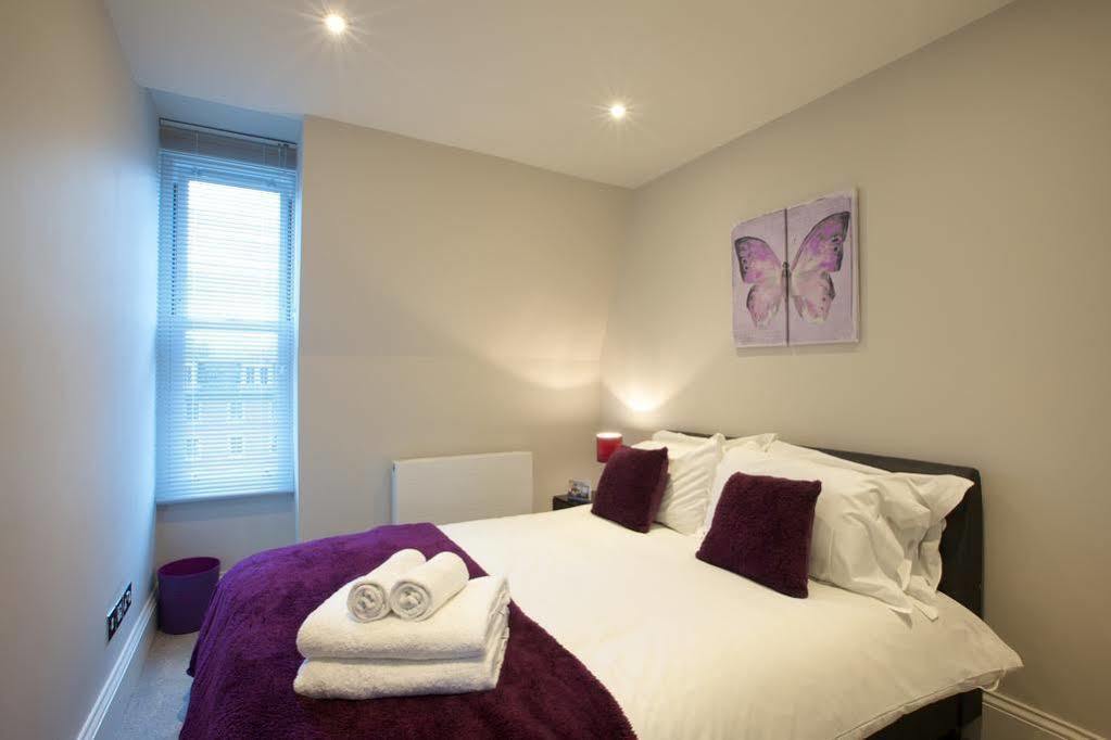 Earl's Court Ongar Road By Viridian Apartment *