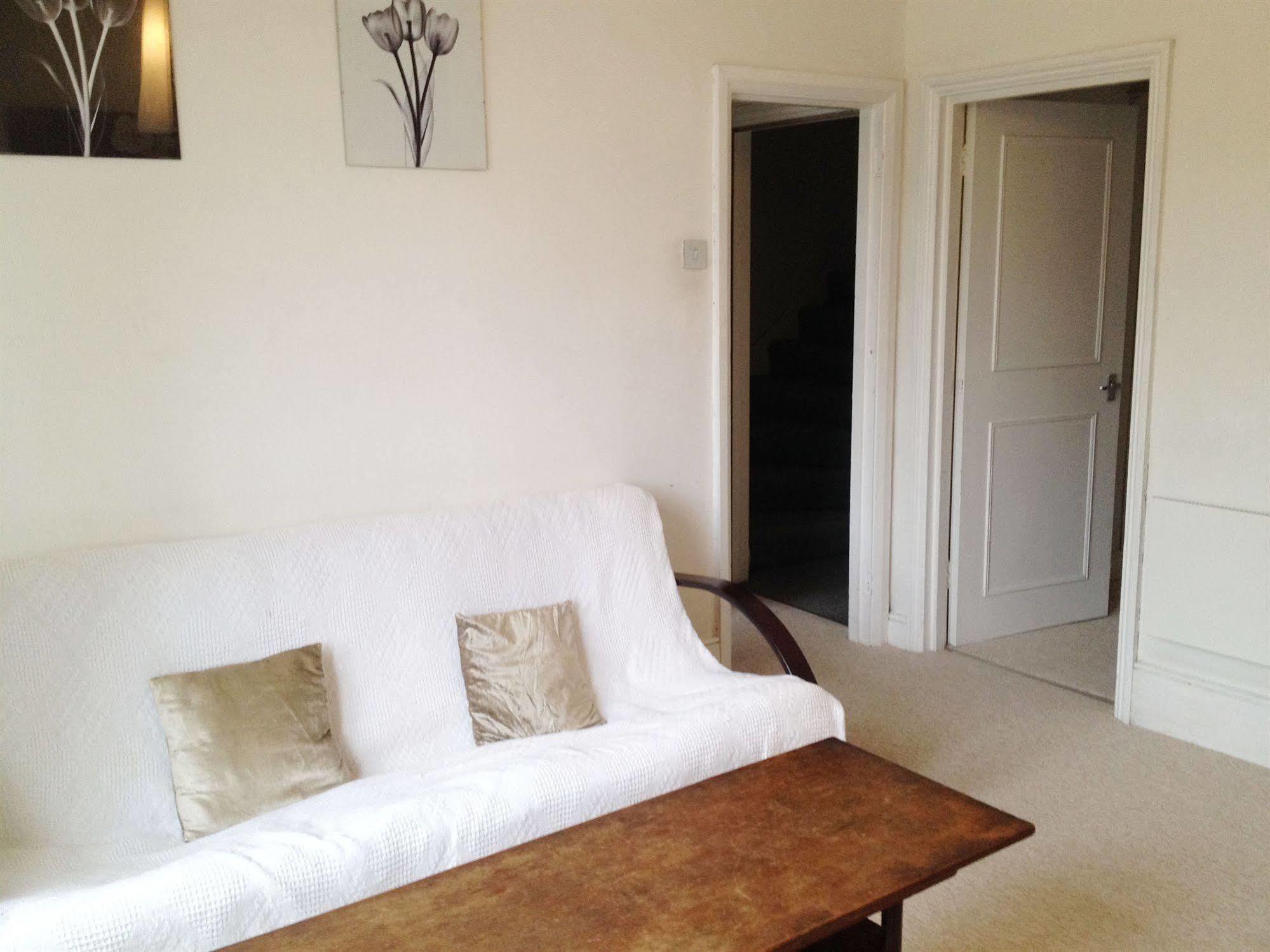 Apartment Holiday Lets London London