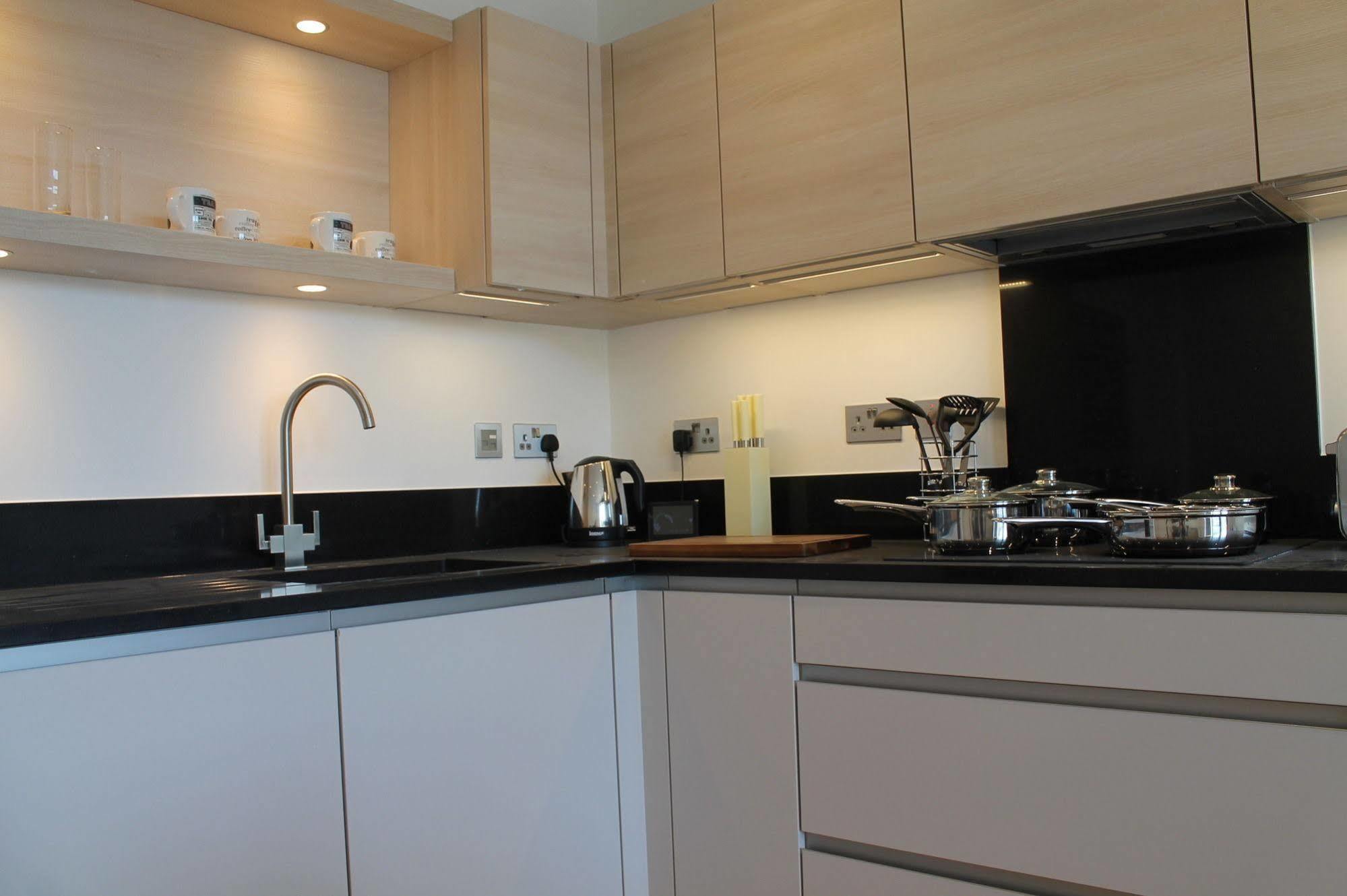 Apartment Portobello Square *