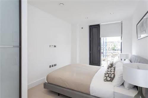 Portobello Square Apartment *