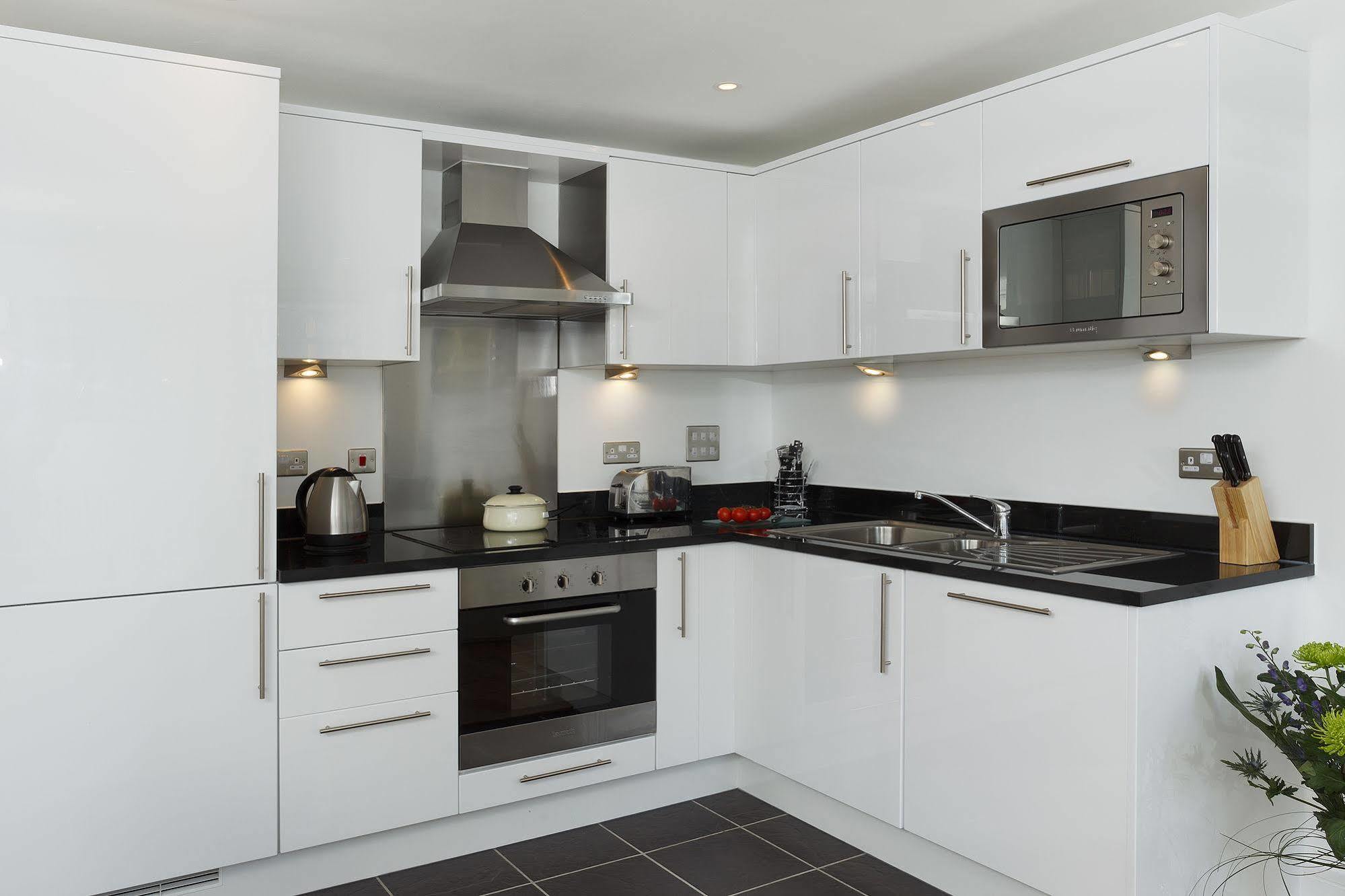 Saco Canary Wharf - Trinity Tower 4* London