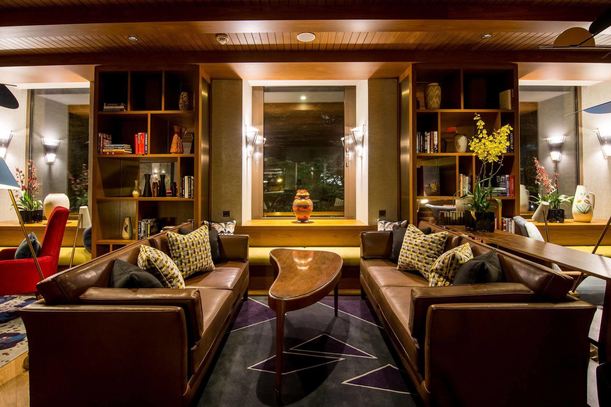 Devonshire Club & Hotel