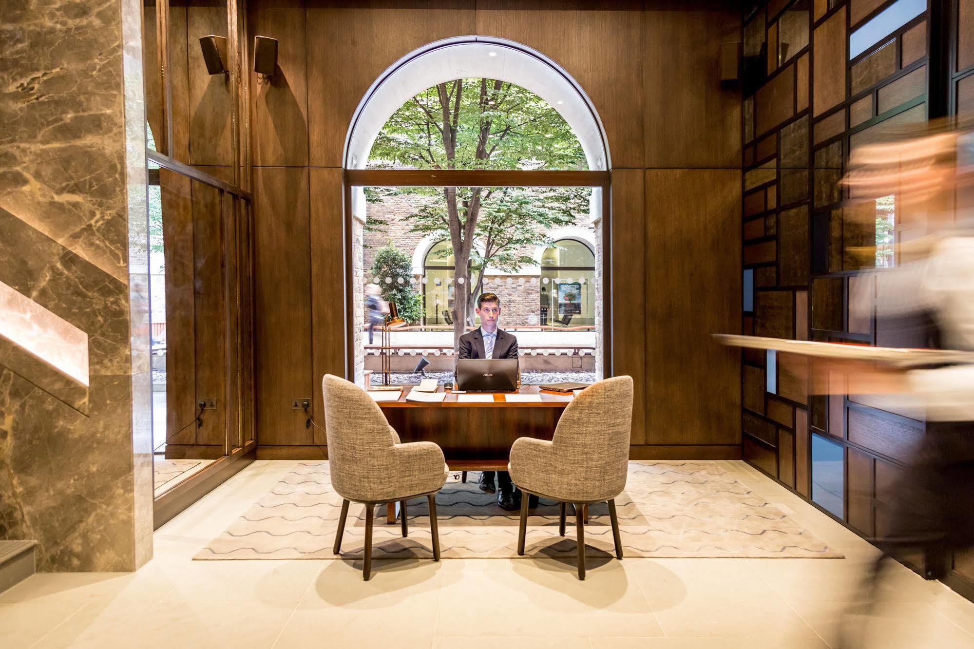 Devonshire Club & 5*