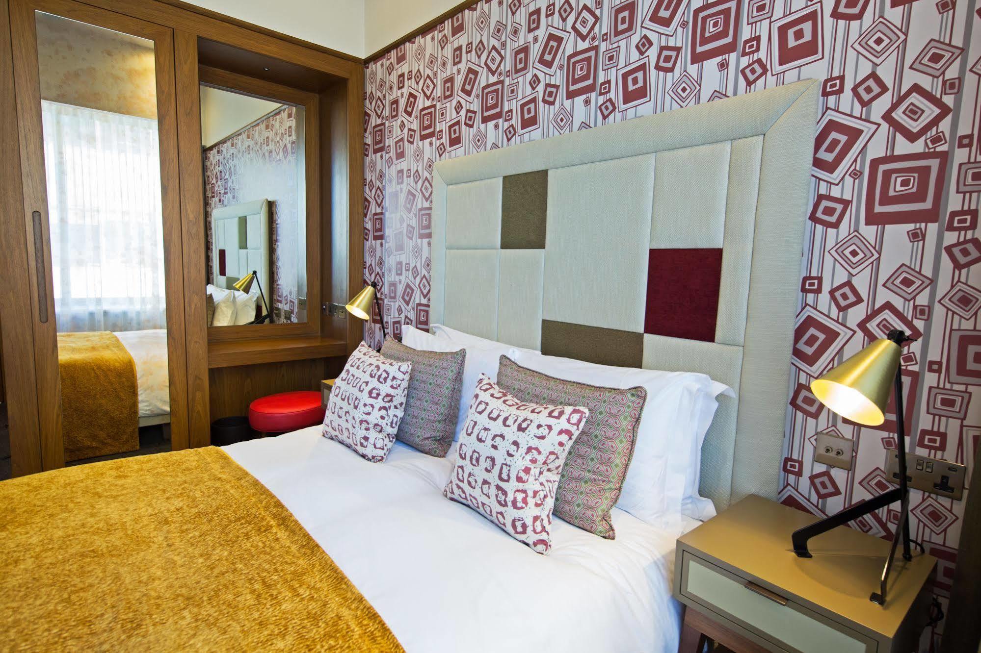 Devonshire Club & Hotel 5*