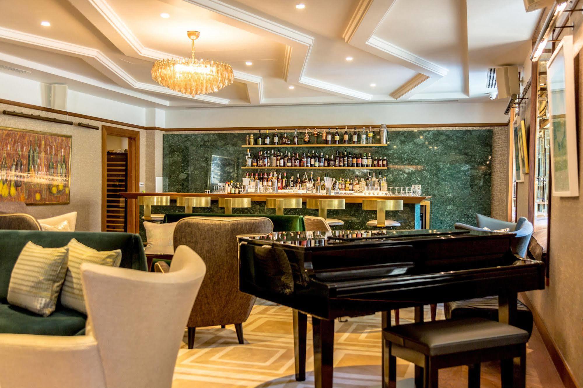 Devonshire Club & Hotel 5*