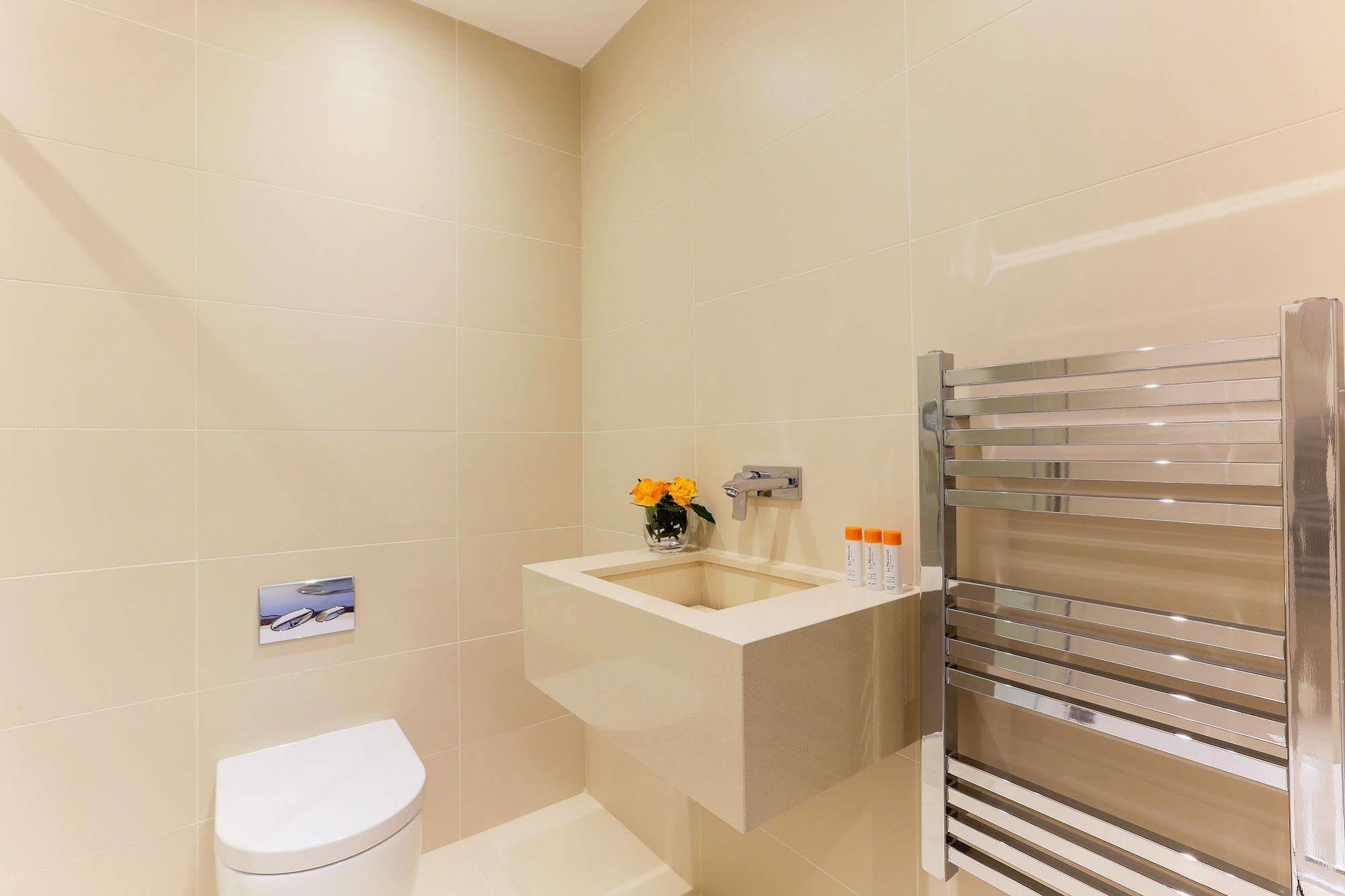 Apartment Swiss One *