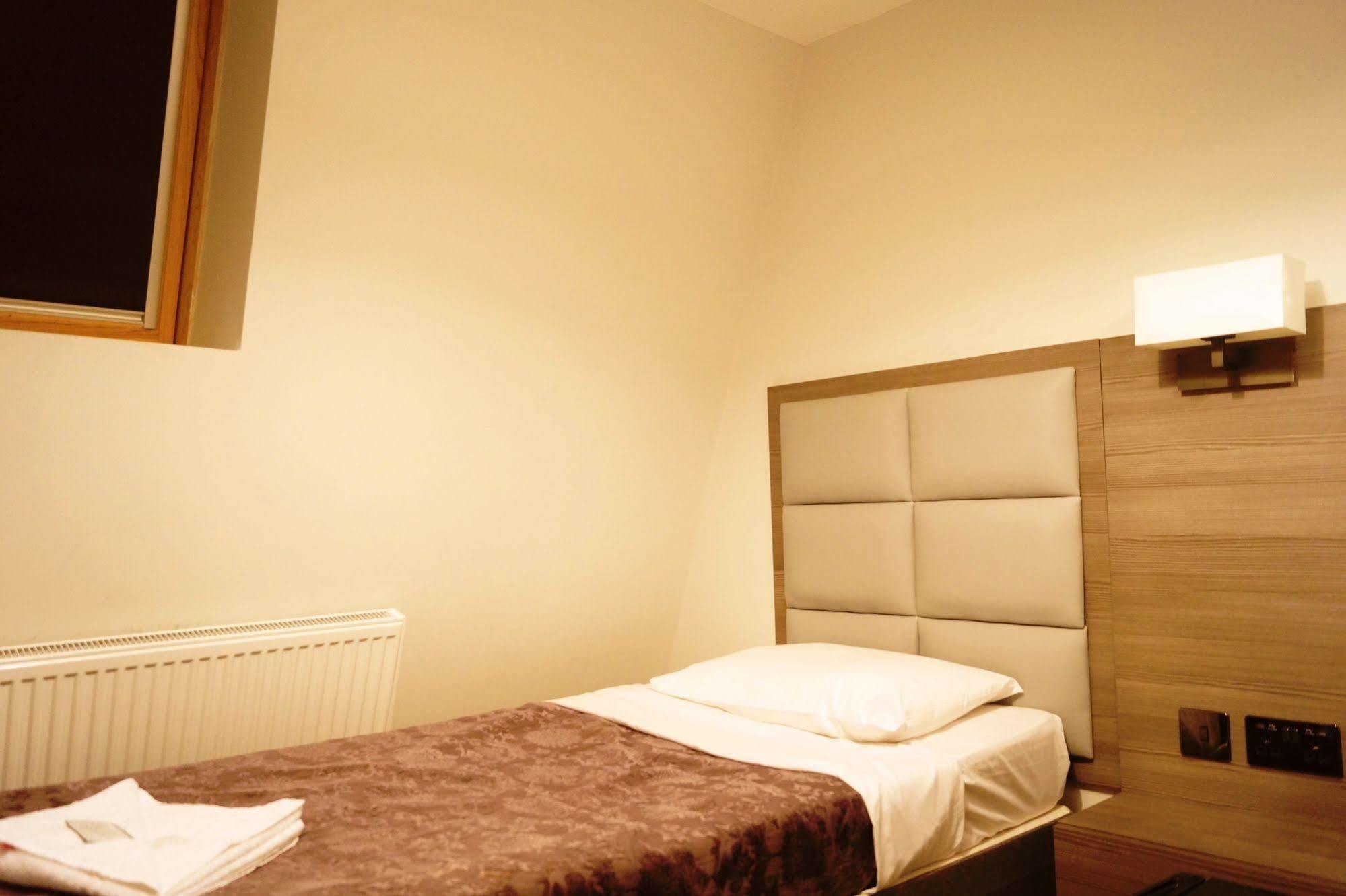 Comfotel Prpl Bed and breakfast Londres