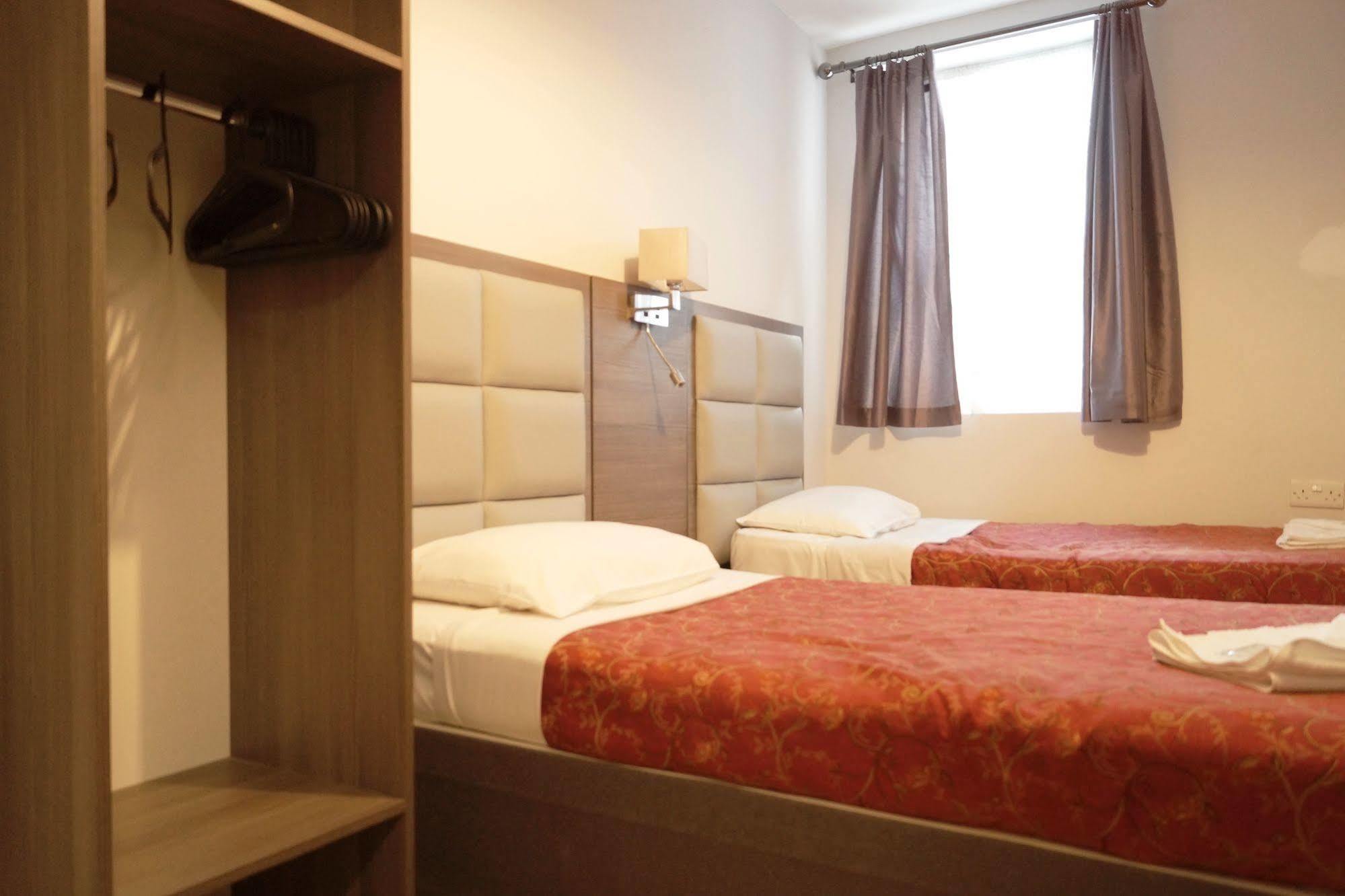 Bed and breakfast Comfotel Prpl Londres