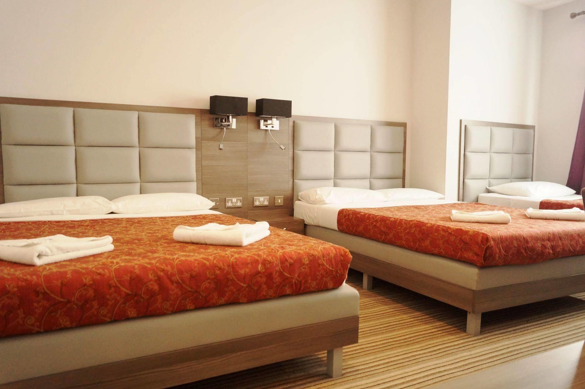 Bed and breakfast Comfotel Prpl 3*