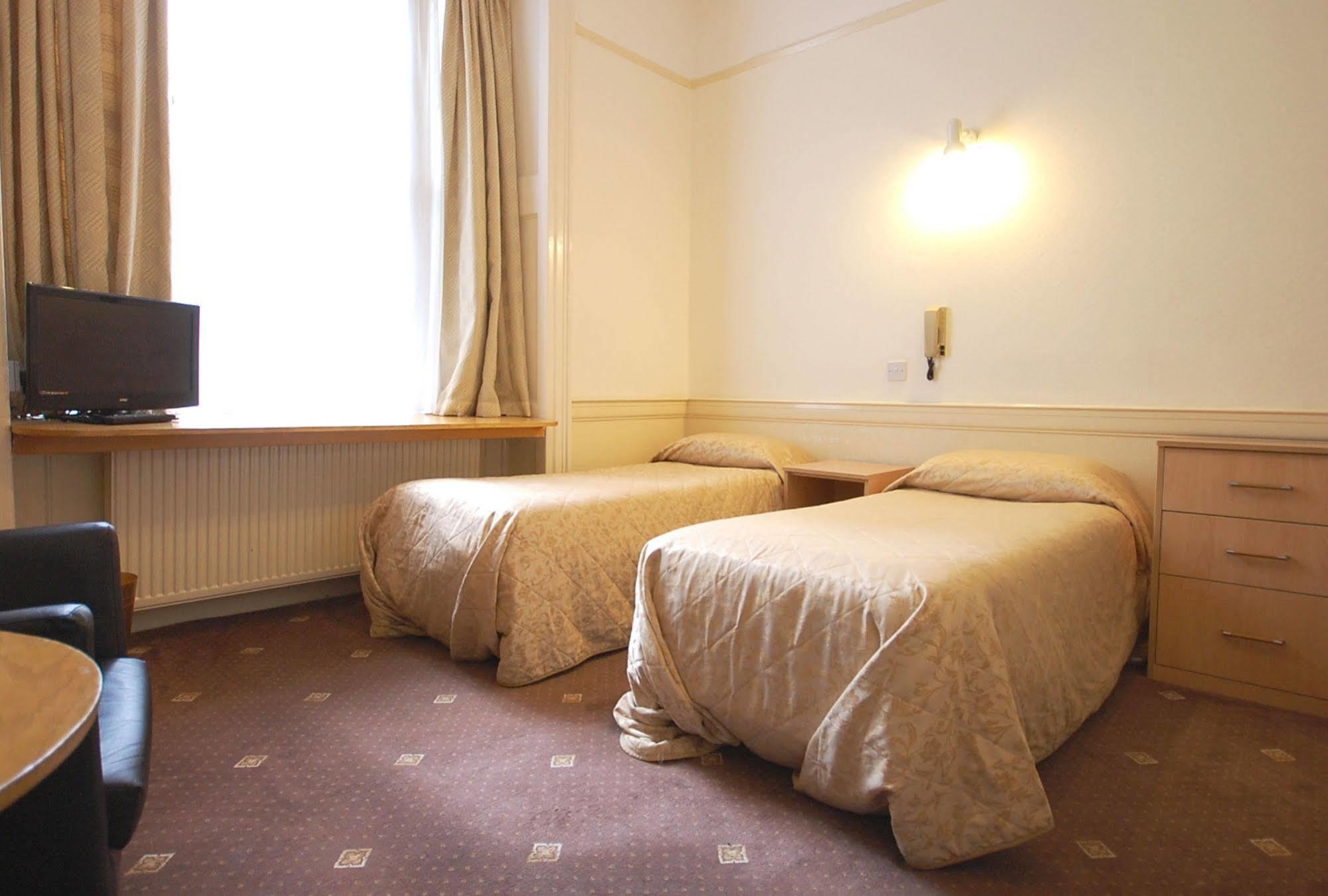 Jesmond Hotell 2*