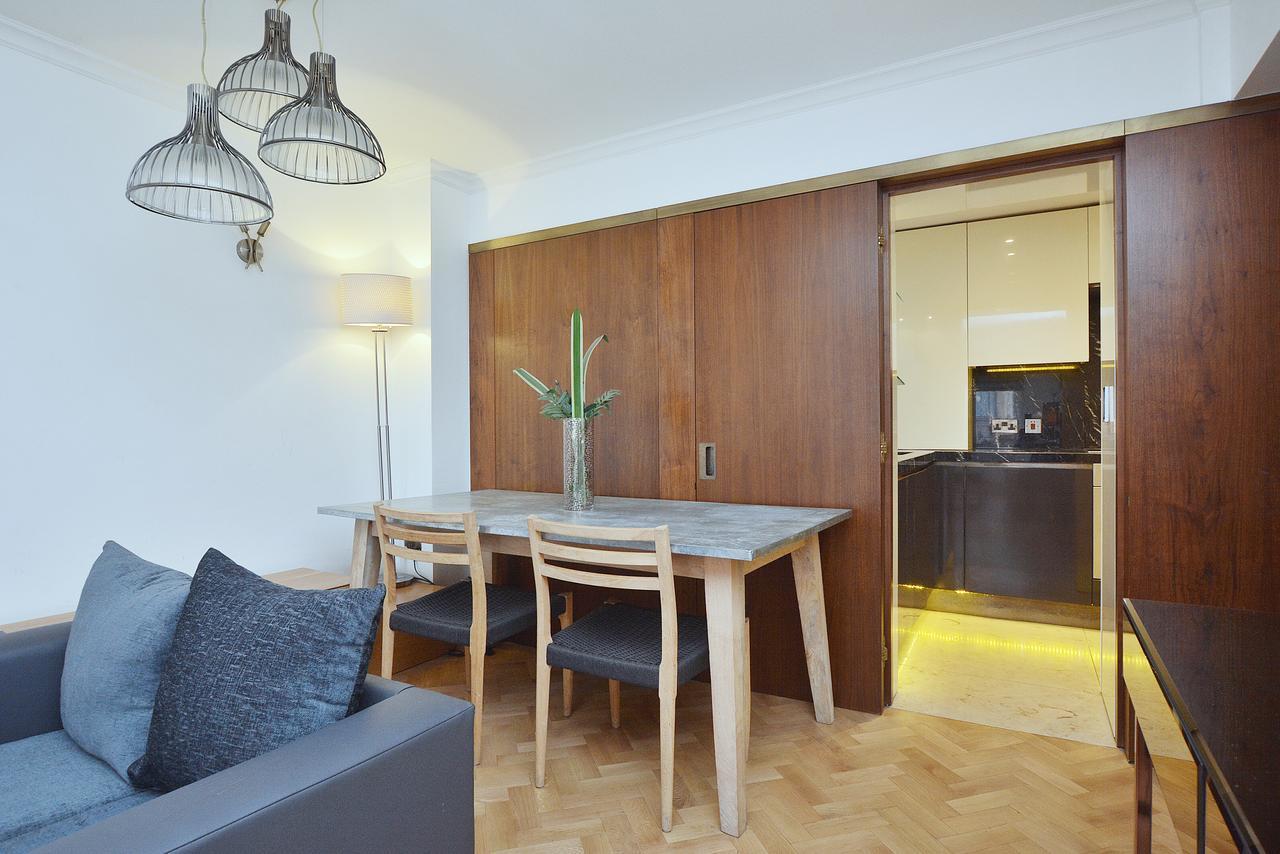 18 Hans Crescent Leilighet London
