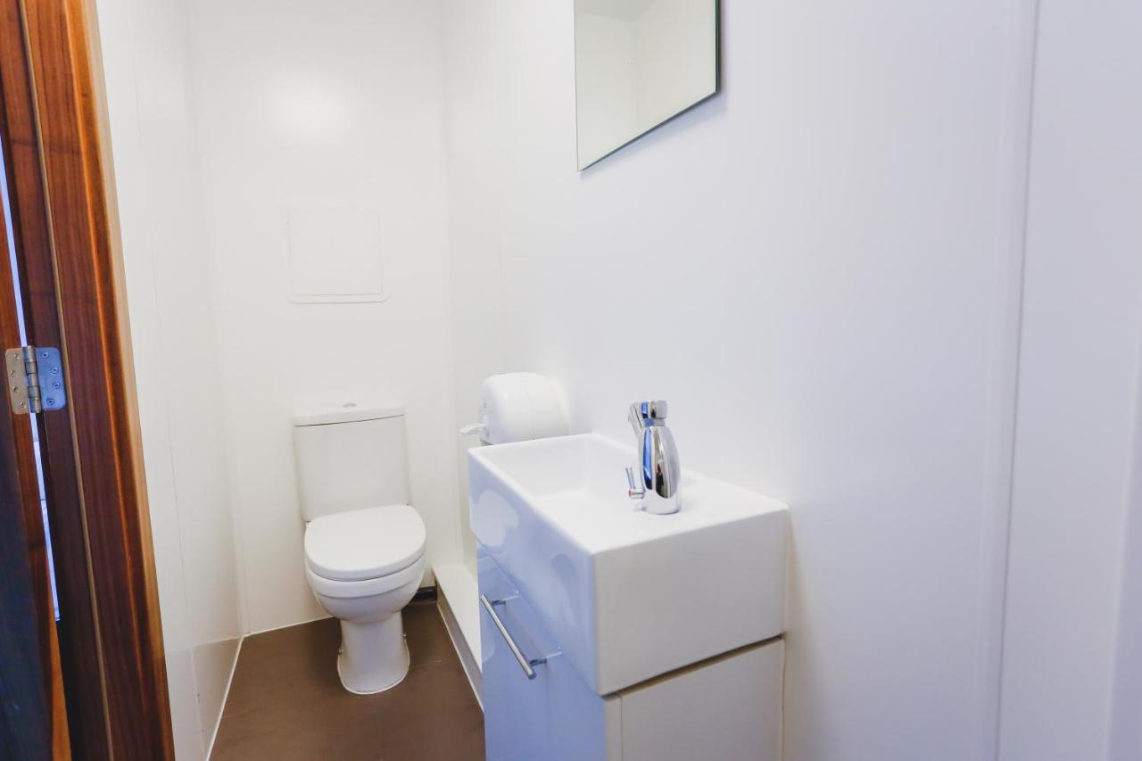 Via Limehouse Hostal