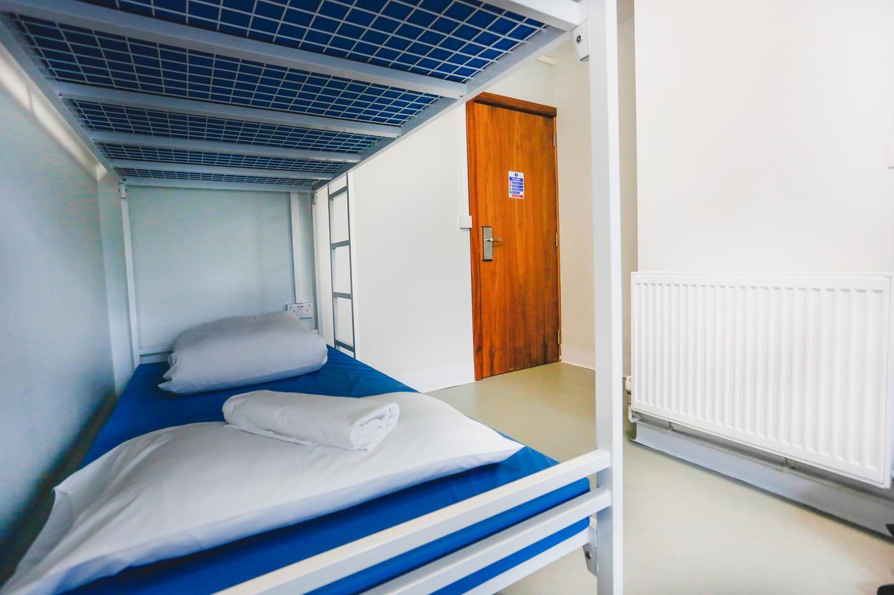 Hostal Via Limehouse *