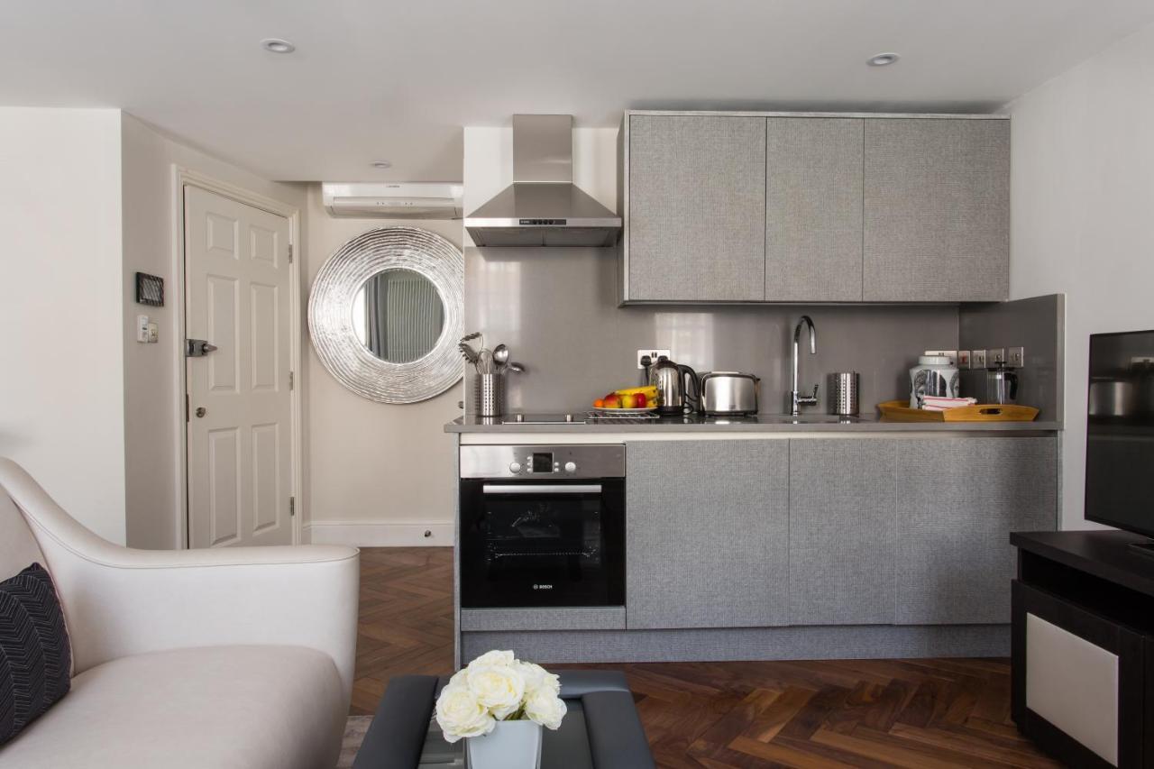 Baker Street By Flying Butler *
