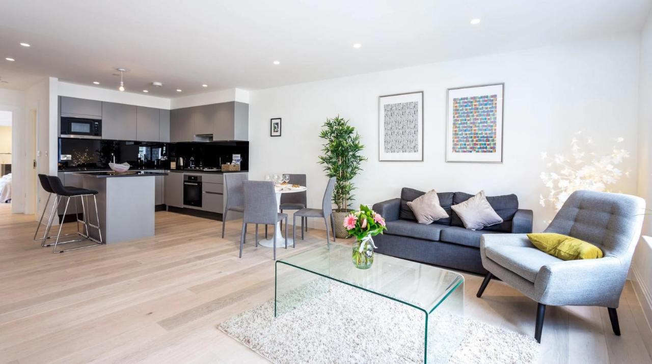 Oxford Circus Apartment