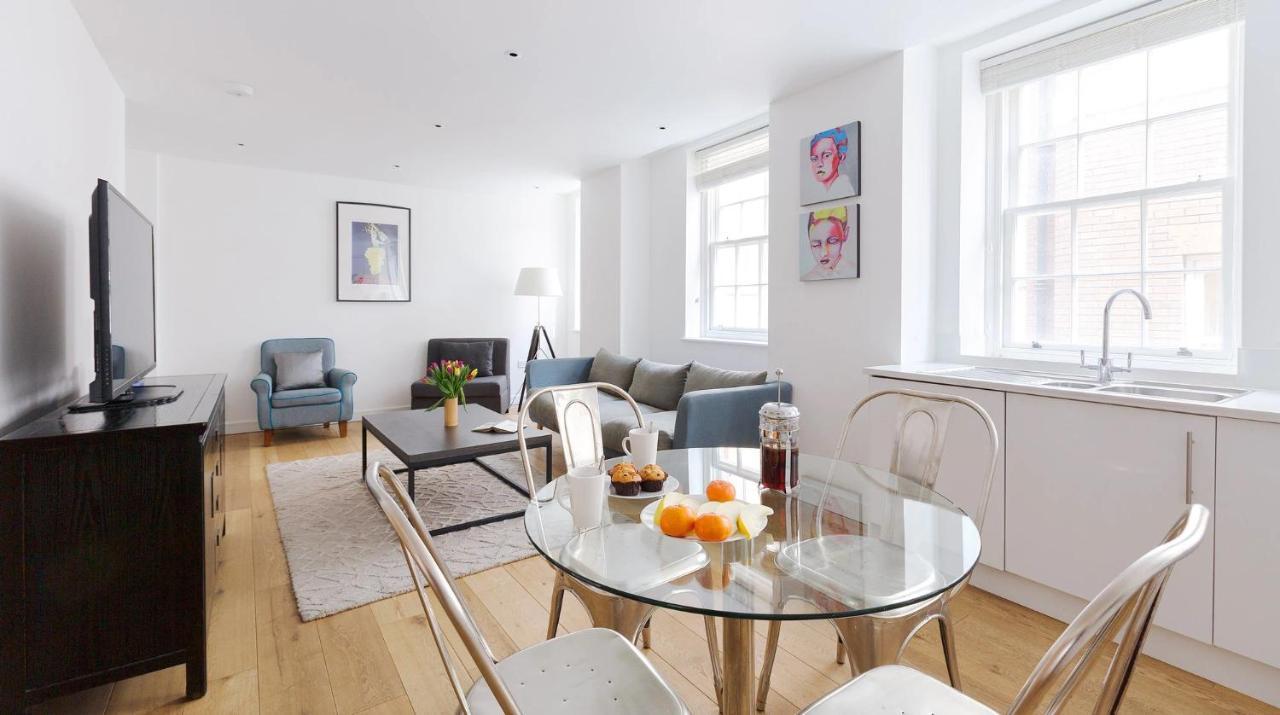 Urban Lovat Lane Apartment London