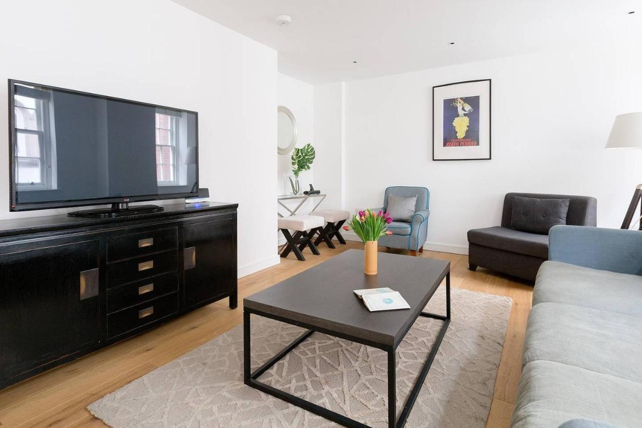 Urban Lovat Lane Apartment