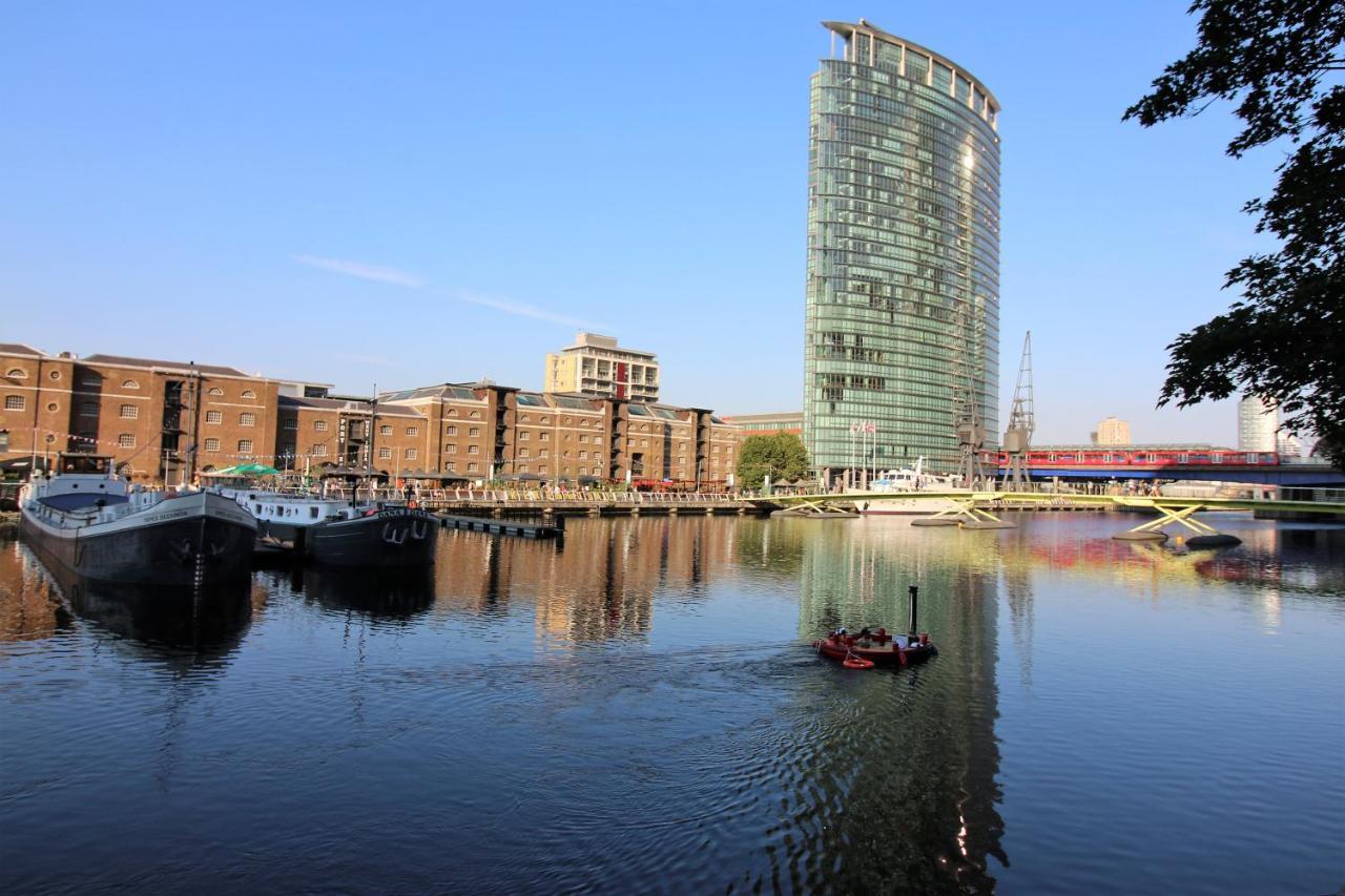 Hotel Canary Wharf Luxury River View London