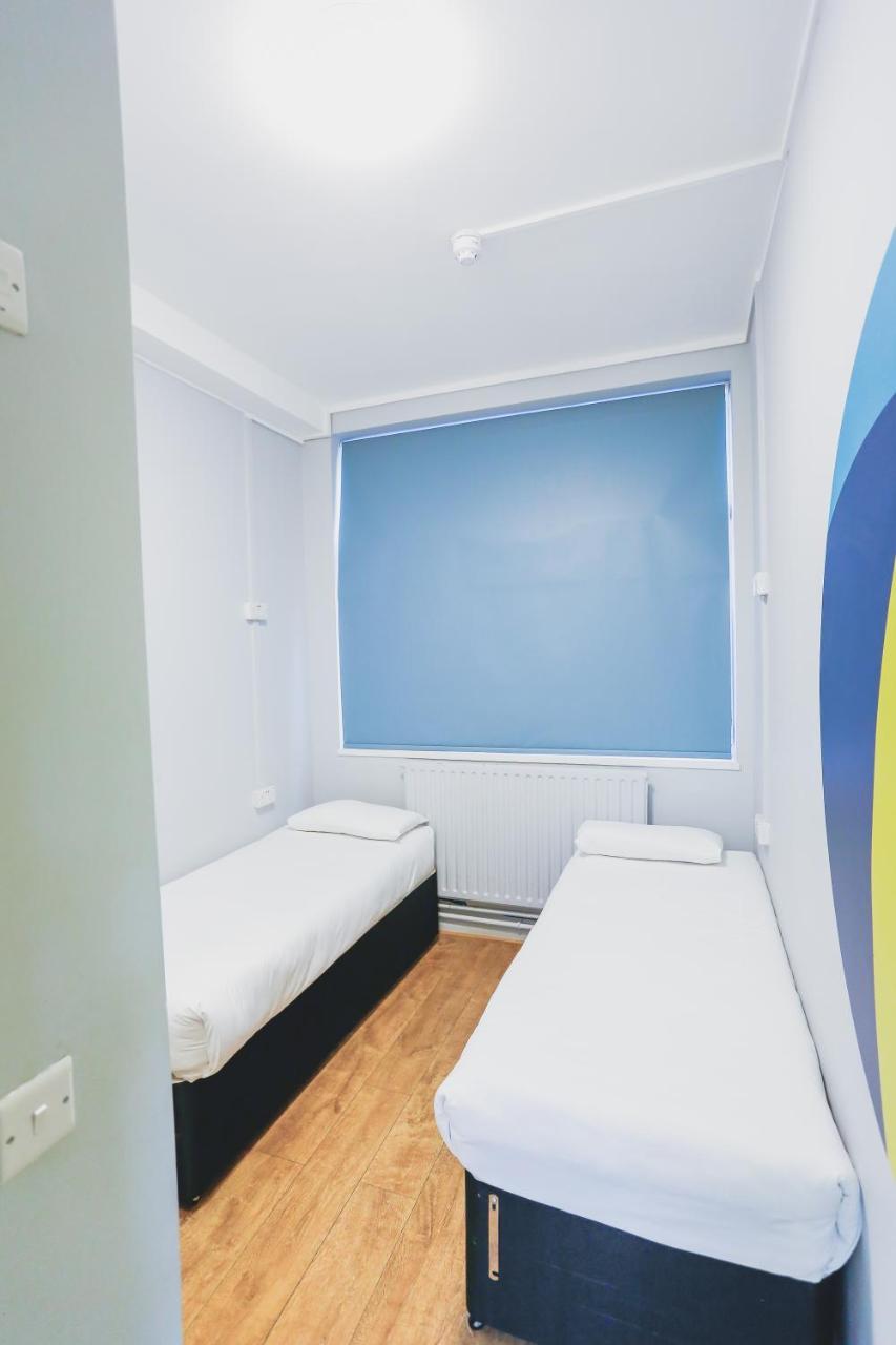 Hostal Via Limehouse *