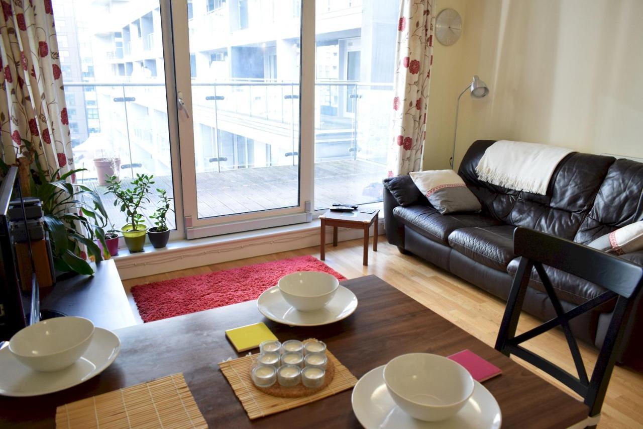 Apartment 1 Bedroom In Canary Wharf With Balcony