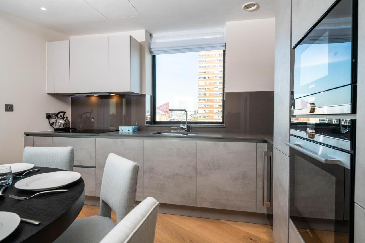 Luxurious Victoria By The Apollo Theatre By Underthedoormat Apartamento Londres
