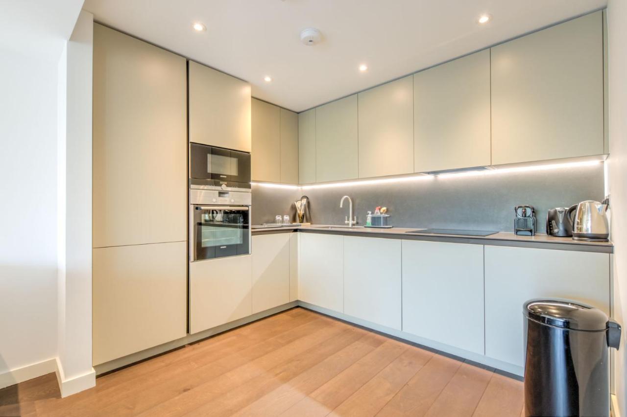 2 Bedrooms Sleeps 6 - Central Appartement