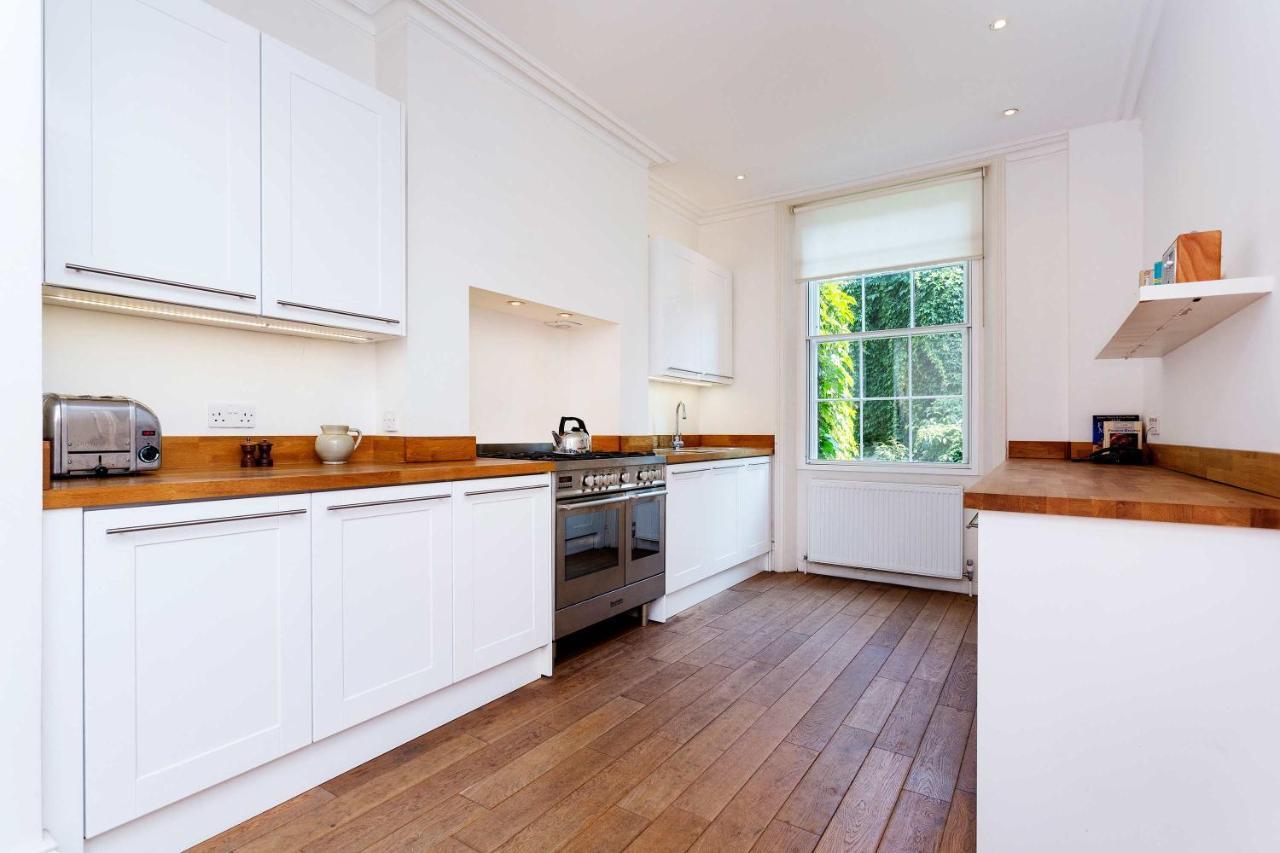 Veeve - Sloane Square Hideaway * London
