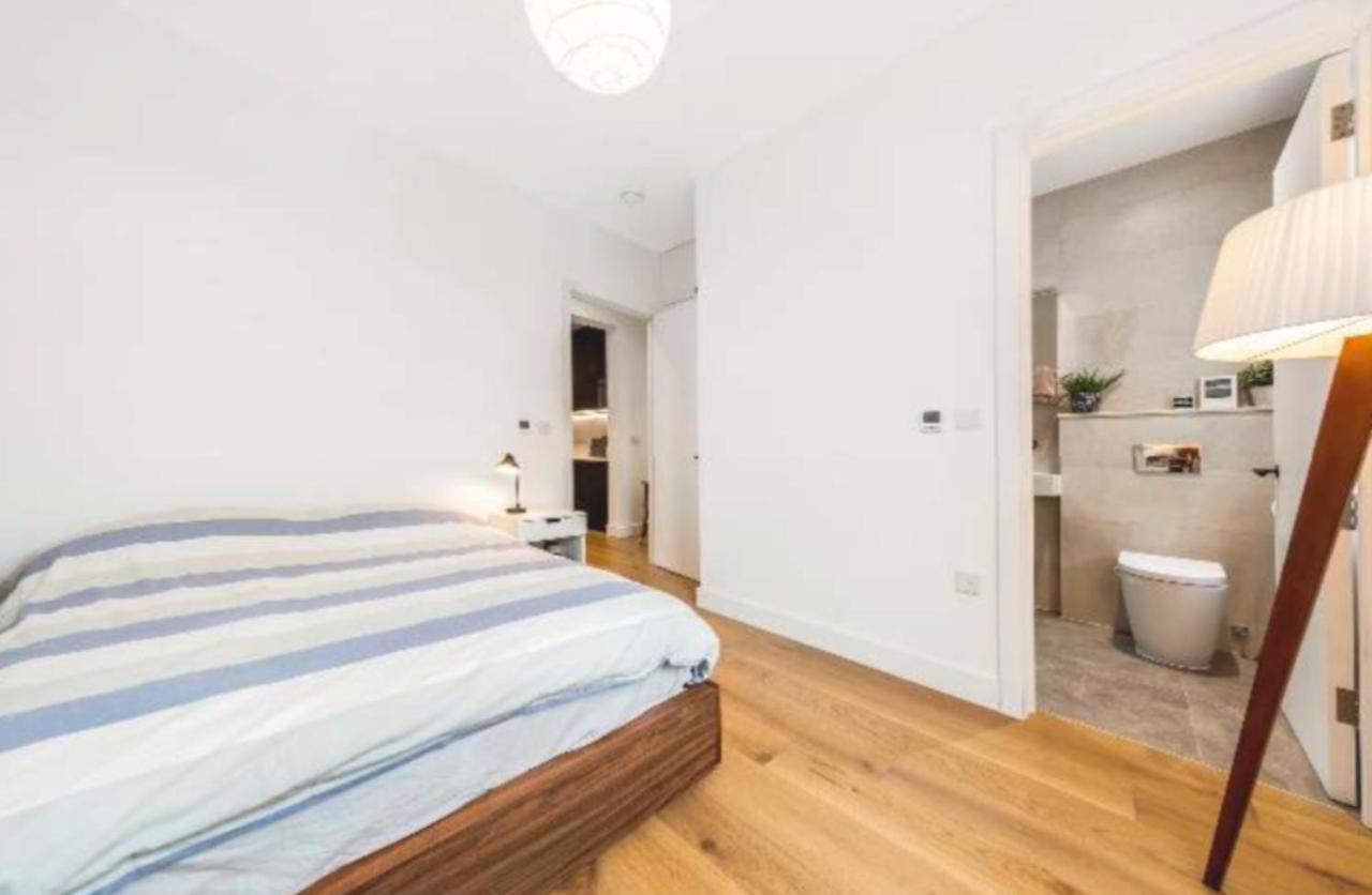 Apartment 3 Bedroom Warehouse Style In Balham