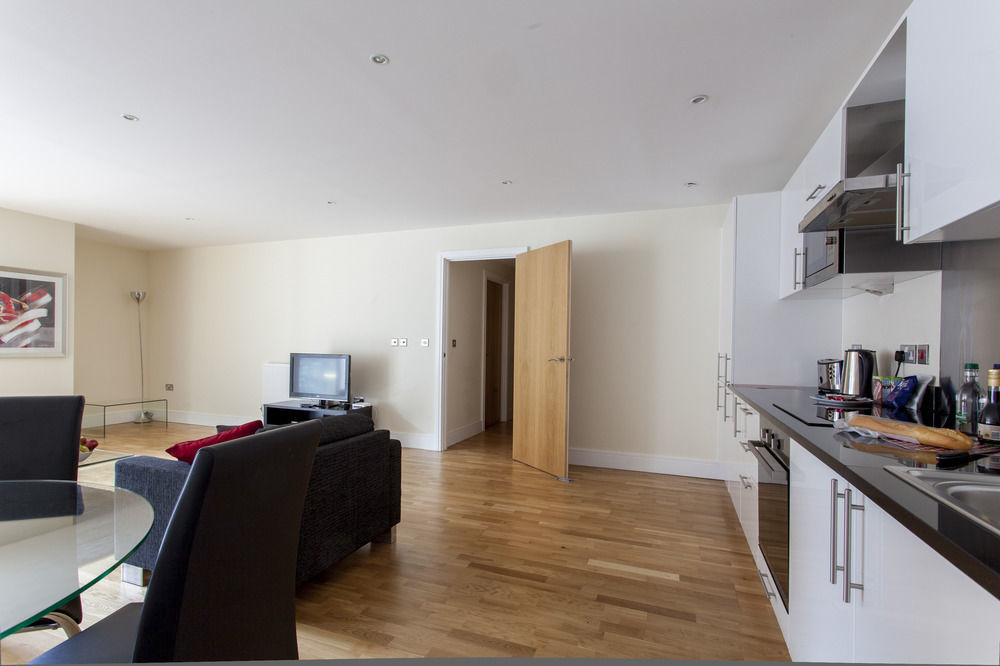 Lanterns Way At Canary Wharf By Mysquare Apartment *