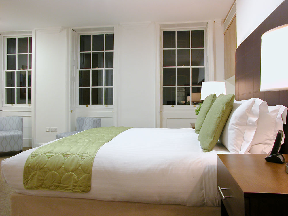 The Kings Wardrobe Serviced By Bridgestreet Apartment