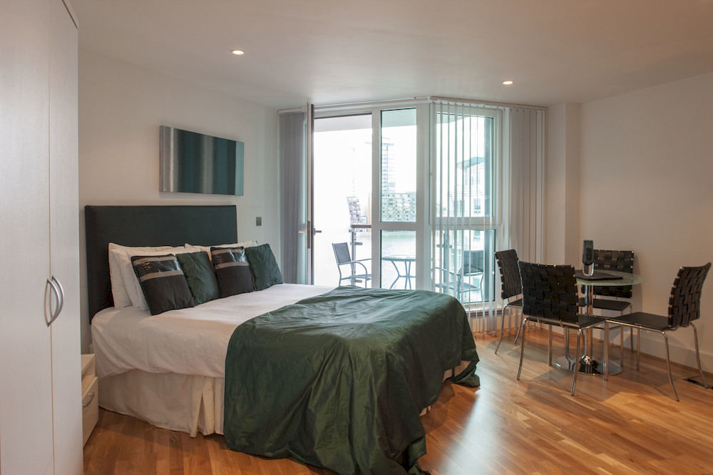Apartment St George Wharf