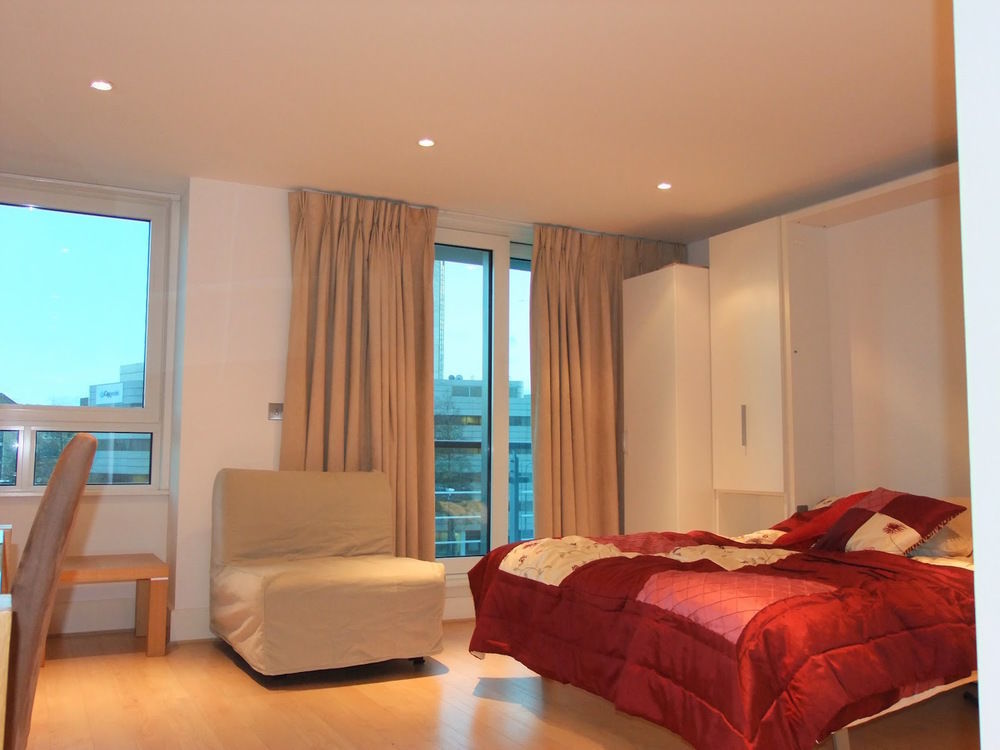 Apartment St George Wharf *