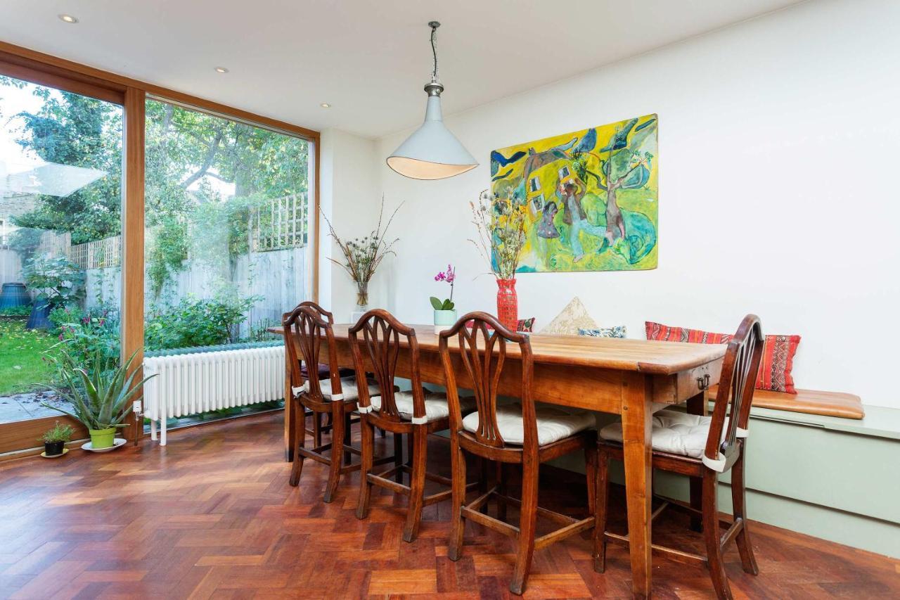 Veeve - East Elegance * London